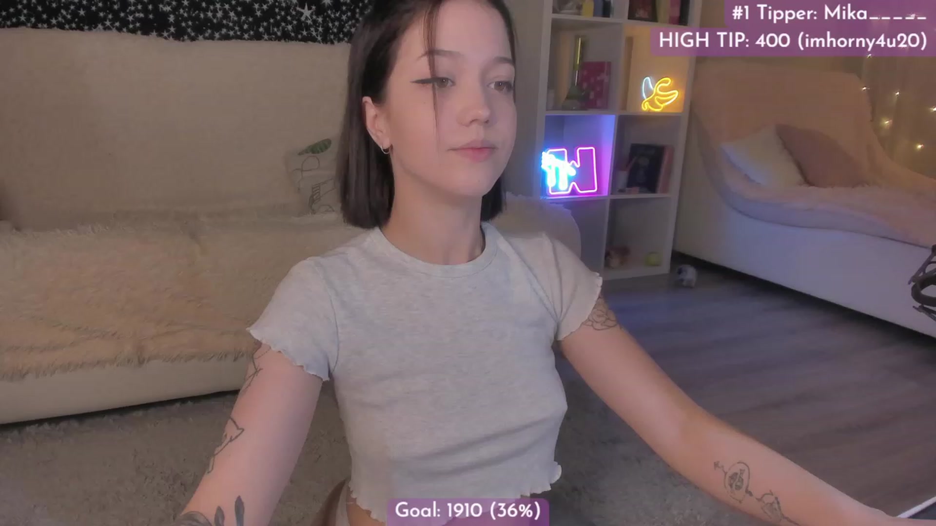 Gallery image thumbnail from Dj_Lilu's myfreecams stream on, 11/25/2022, 15:03 image 12 of 20