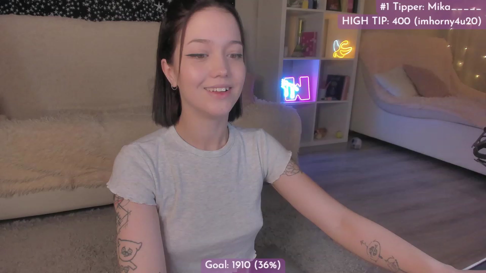Gallery image thumbnail from Dj_Lilu's myfreecams stream on, 11/25/2022, 15:03 image 9 of 20