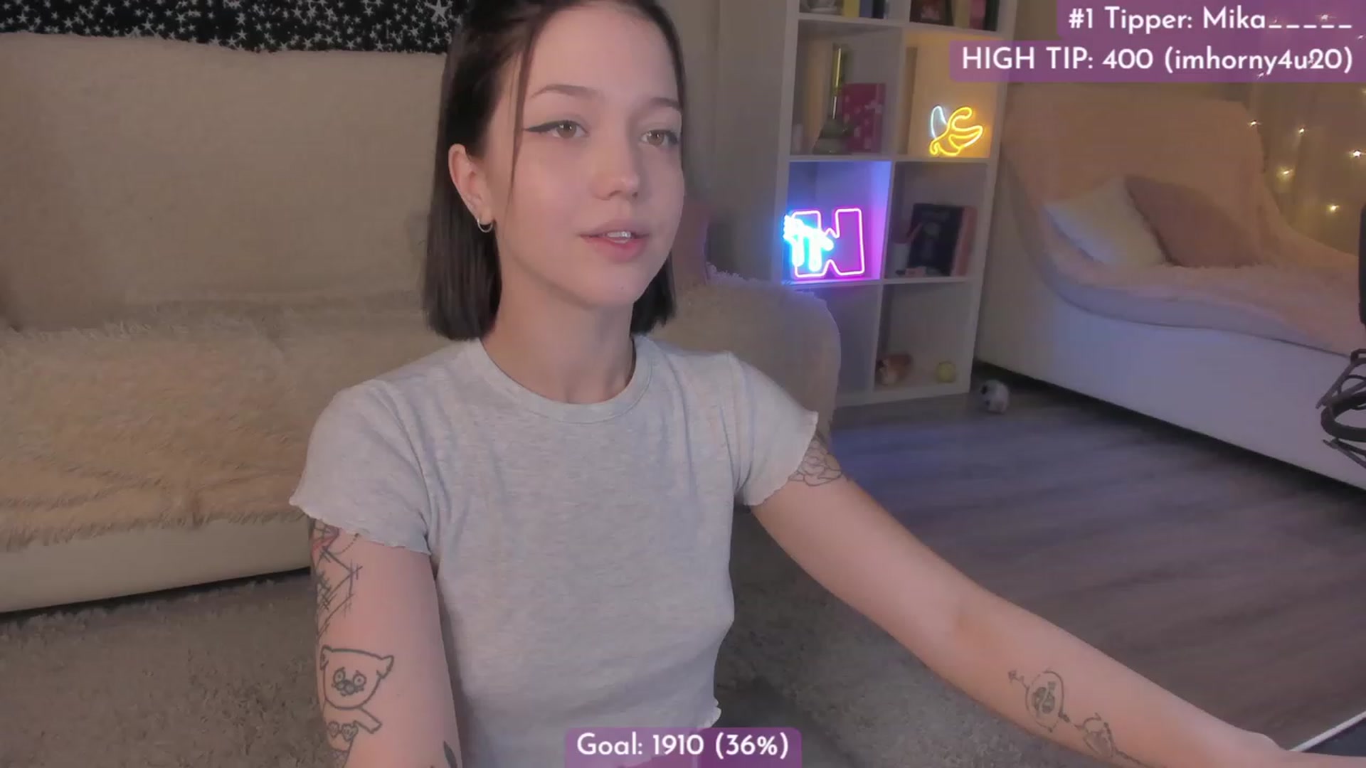 Gallery image thumbnail from Dj_Lilu's myfreecams stream on, 11/25/2022, 15:03 image 6 of 20