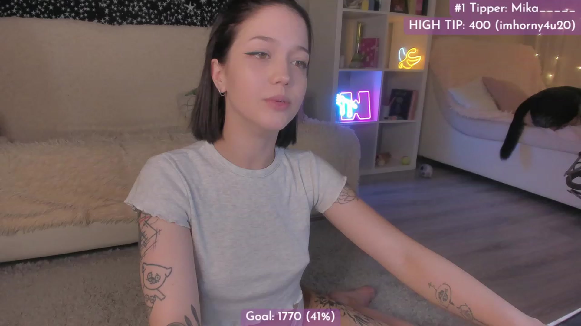 Gallery image thumbnail from Dj_Lilu's myfreecams stream on, 11/25/2022, 15:03 image 17 of 20