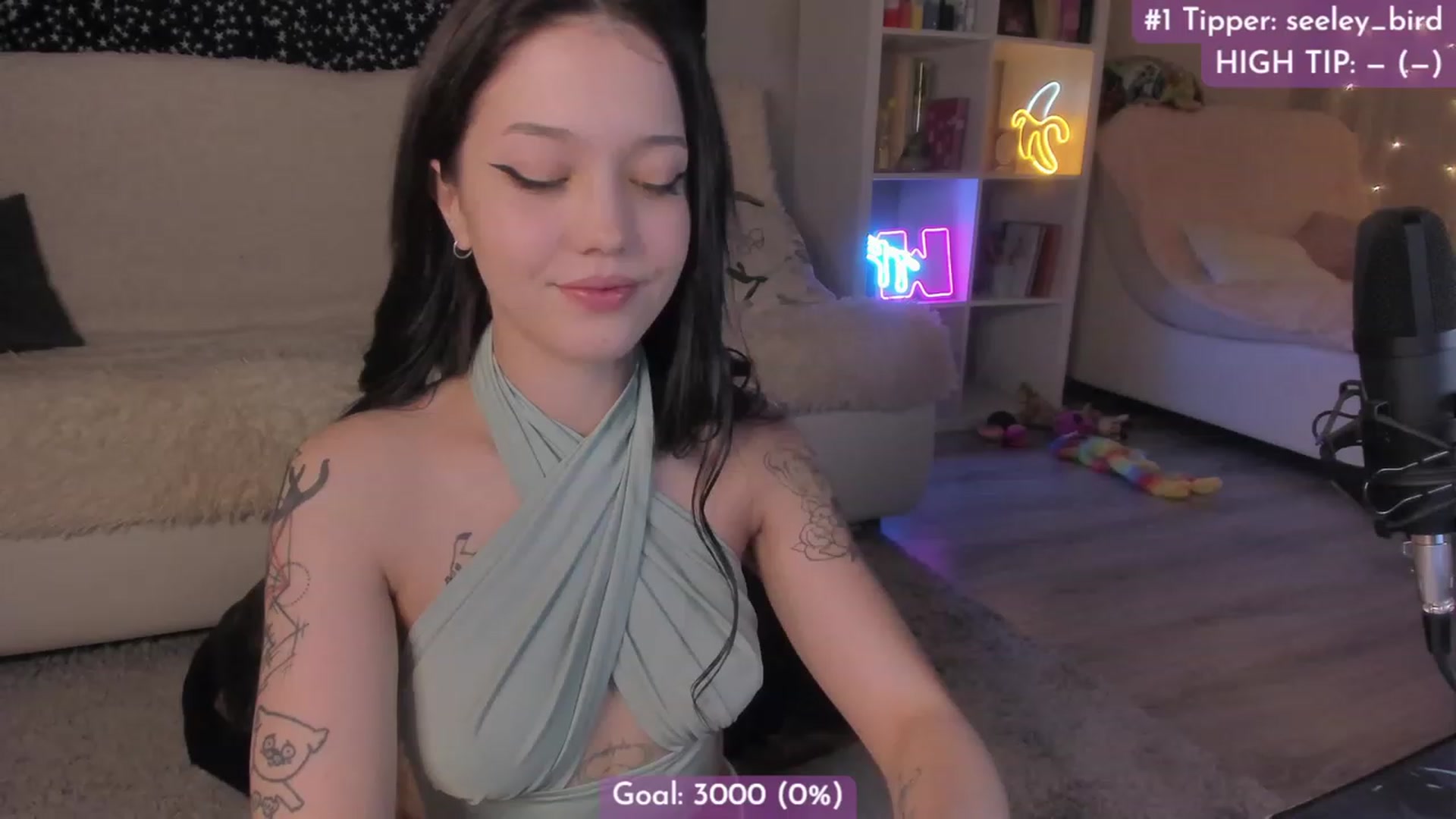 Gallery image thumbnail from Dj_Lilu's myfreecams stream on, 12/10/2022, 20:05 image 15 of 20