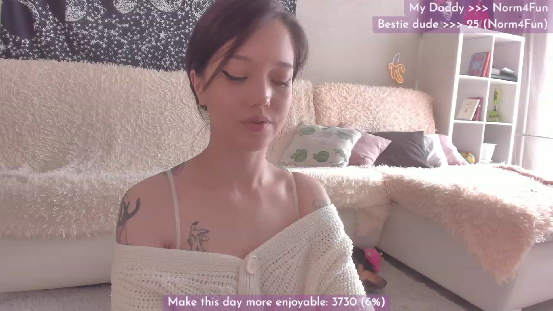 Gallery image thumbnail from Dj_Lilu's myfreecams stream on, 03/14/2023, 04:40 image 5 of 20