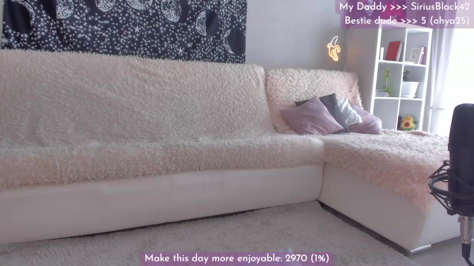Gallery image thumbnail from Dj_Lilu's myfreecams stream on, 04/17/2023, 07:22 image 13 of 20