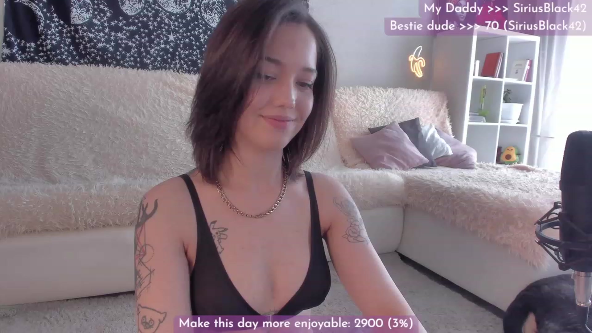 Gallery image thumbnail from Dj_Lilu's myfreecams stream on, 04/17/2023, 07:22 image 14 of 20