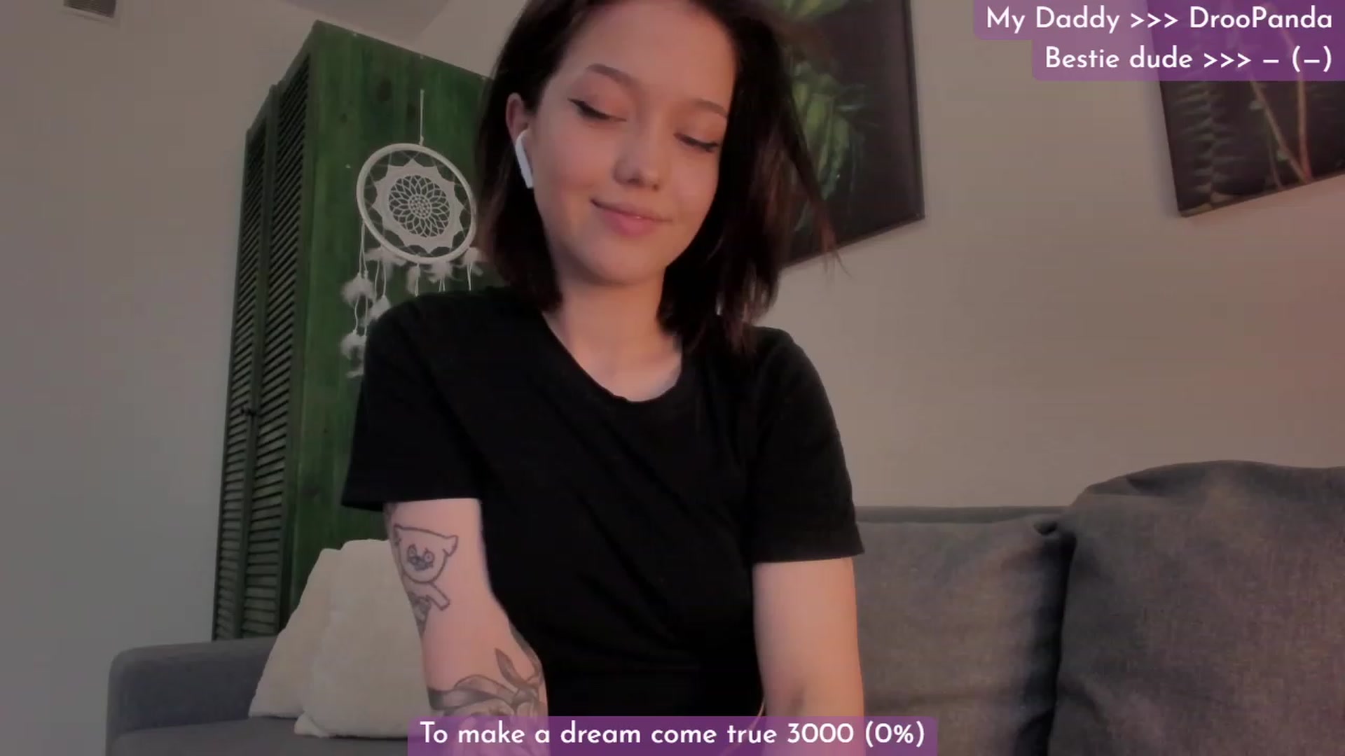 Gallery image thumbnail from Dj_Lilu's myfreecams stream on, 06/06/2023, 10:18 image 1 of 20