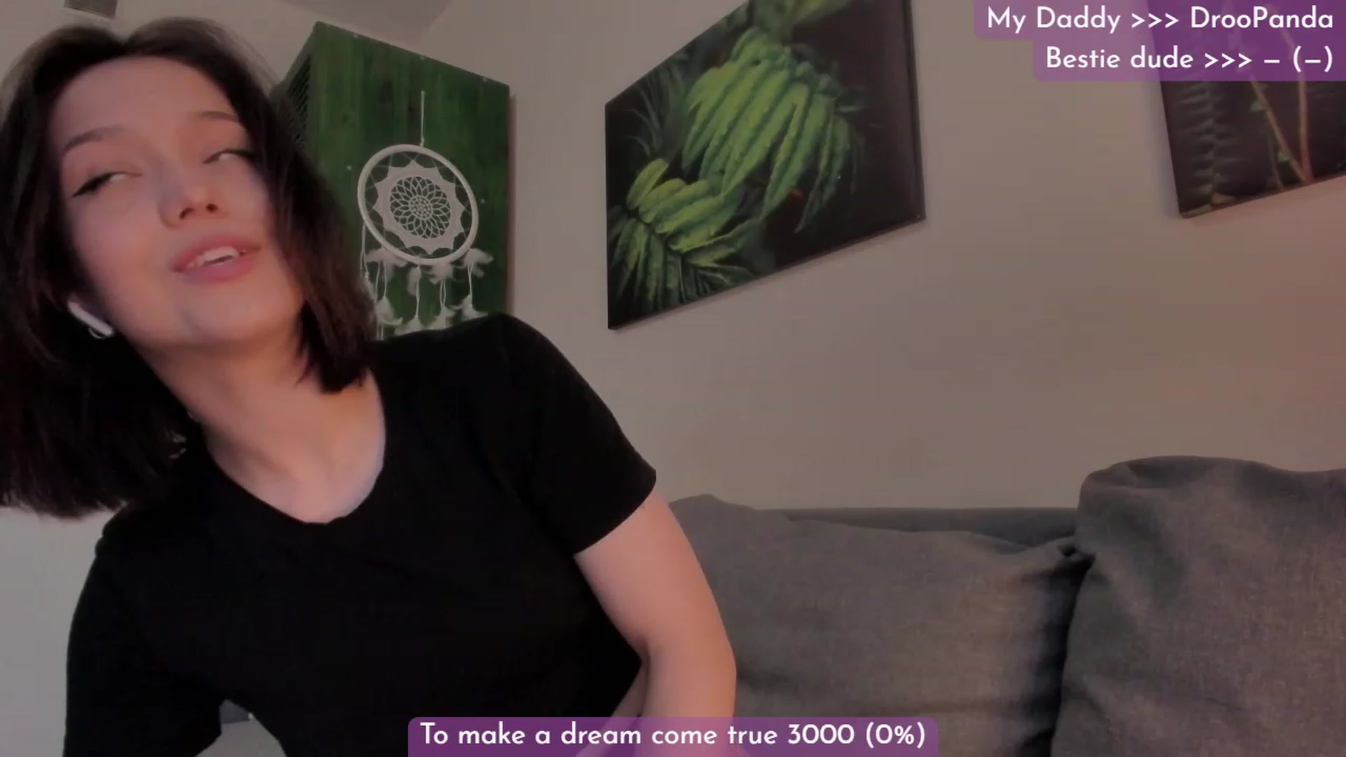 Gallery image thumbnail from Dj_Lilu's myfreecams stream on, 06/06/2023, 10:18 image 6 of 20