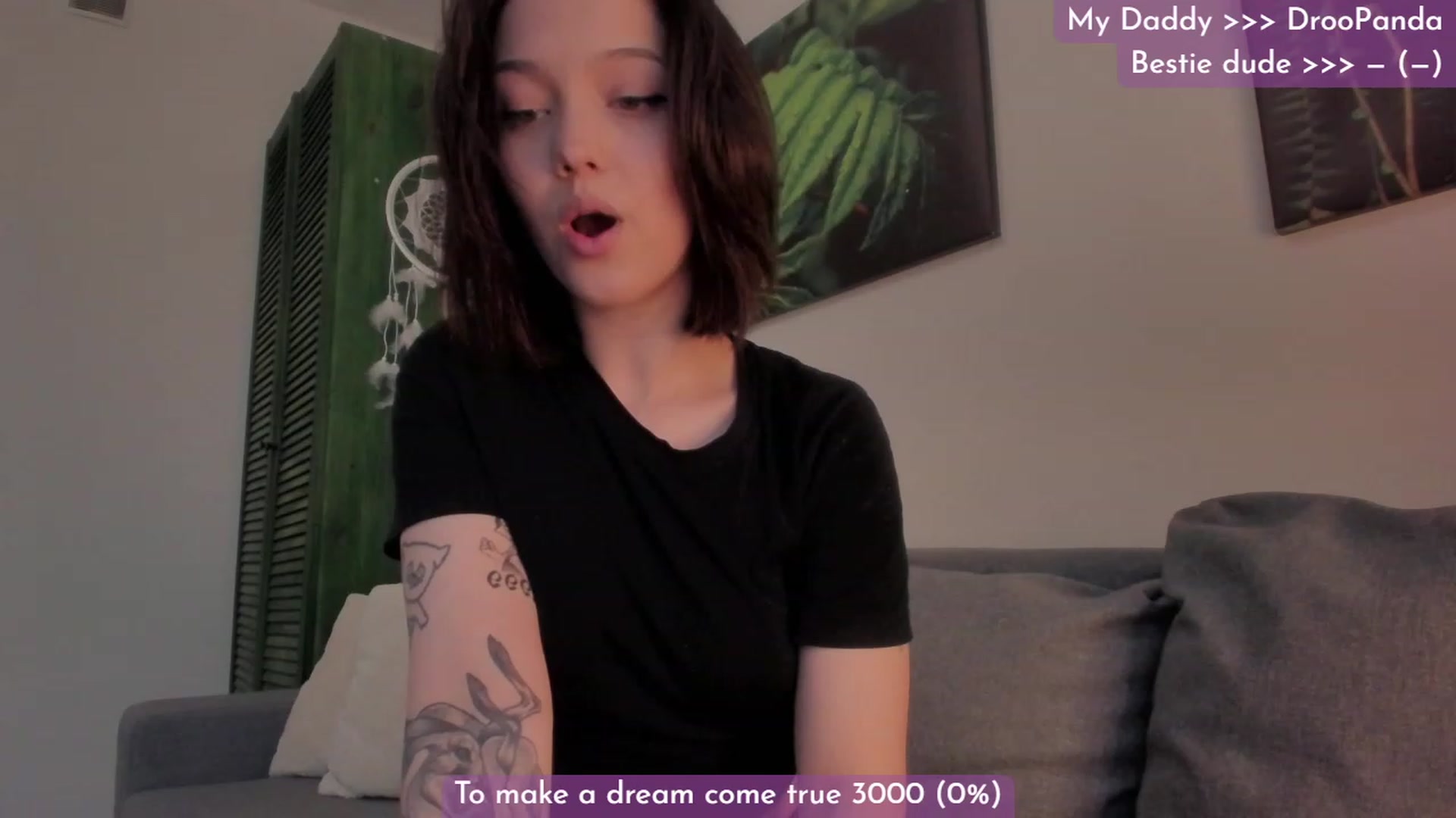 Gallery image thumbnail from Dj_Lilu's myfreecams stream on, 06/06/2023, 10:18 image 7 of 20