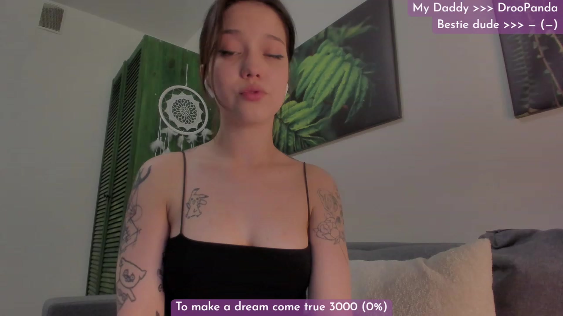 Gallery image thumbnail from Dj_Lilu's myfreecams stream on, 06/06/2023, 15:30 image 6 of 20
