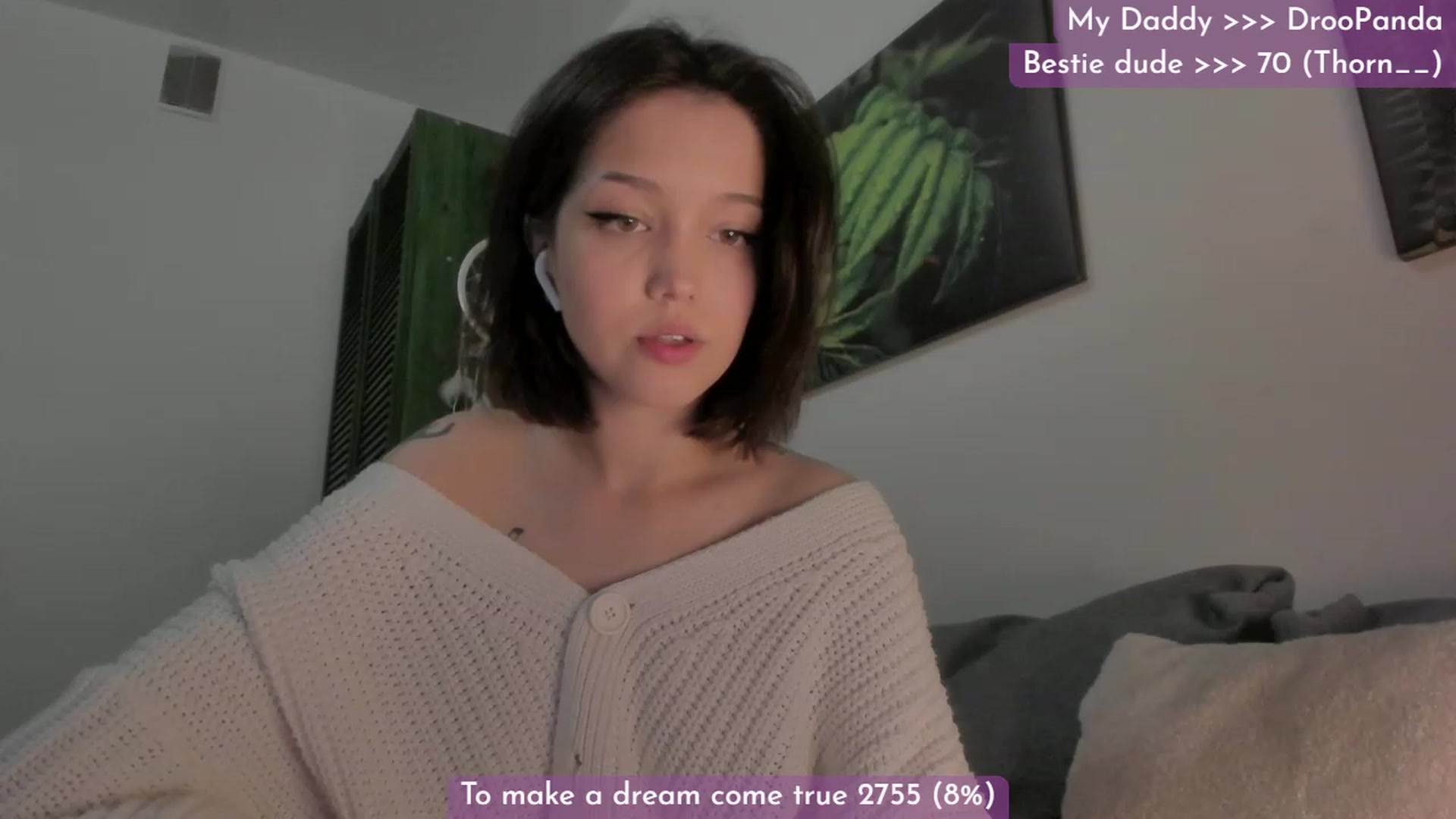 Gallery image thumbnail from Dj_Lilu's myfreecams stream on, 06/08/2023, 13:41 image 19 of 20