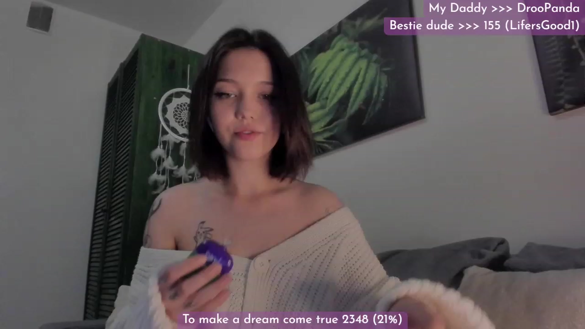 Gallery image thumbnail from Dj_Lilu's myfreecams stream on, 06/08/2023, 16:32 image 8 of 20