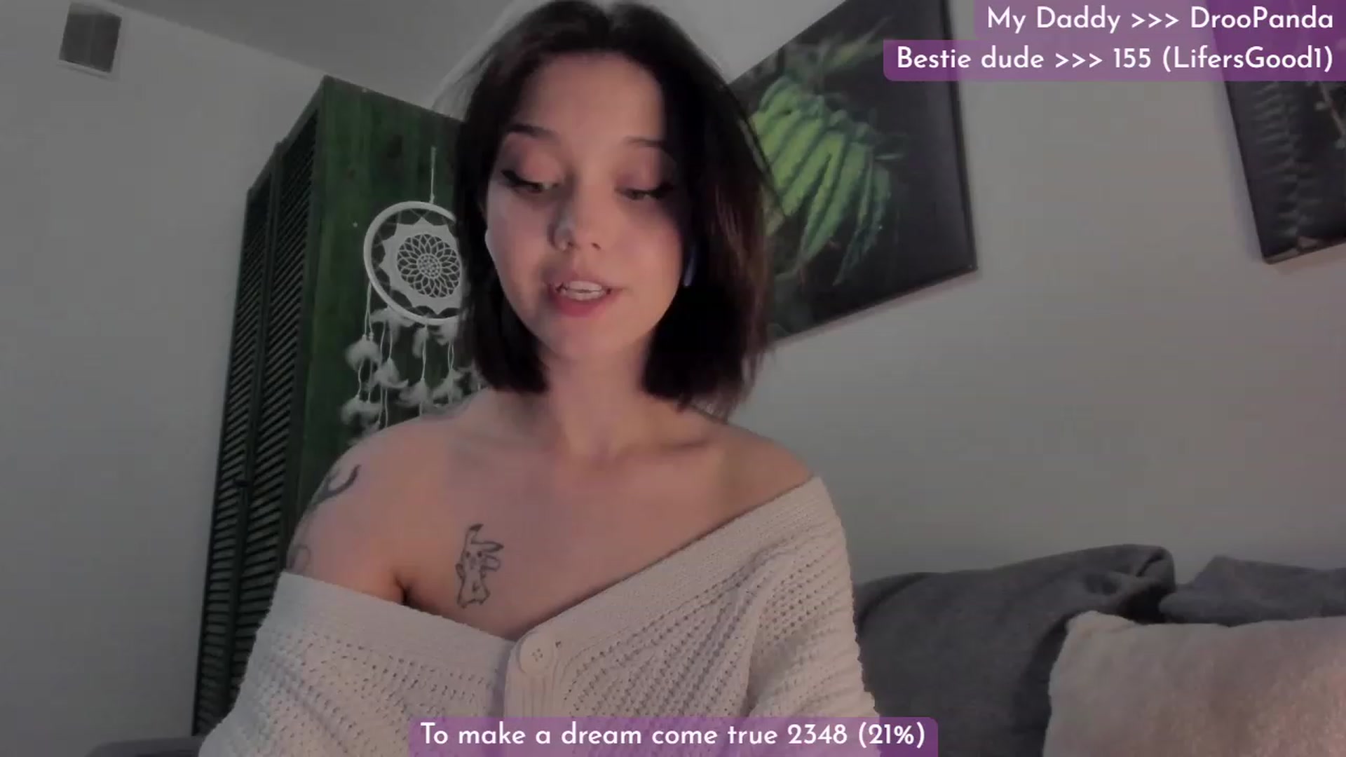 Gallery image thumbnail from Dj_Lilu's myfreecams stream on, 06/08/2023, 16:32 image 5 of 20