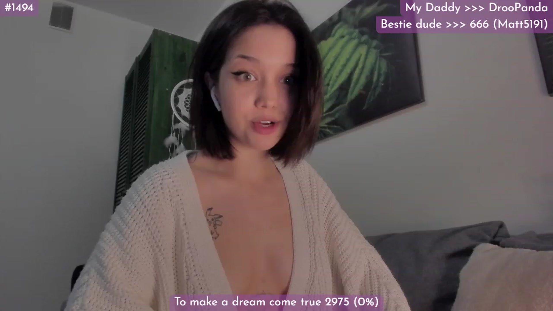 Gallery image thumbnail from Dj_Lilu's myfreecams stream on, 06/08/2023, 17:44 image 19 of 20
