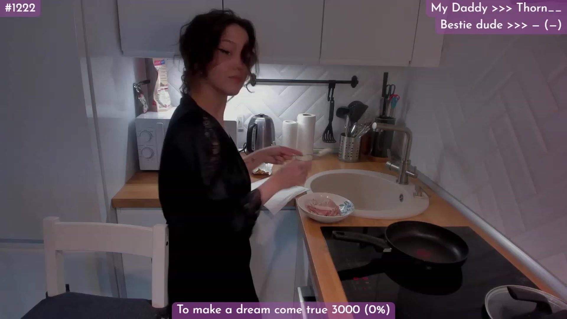 Gallery image thumbnail from Dj_Lilu's myfreecams stream on, 06/19/2023, 23:05 image 7 of 20