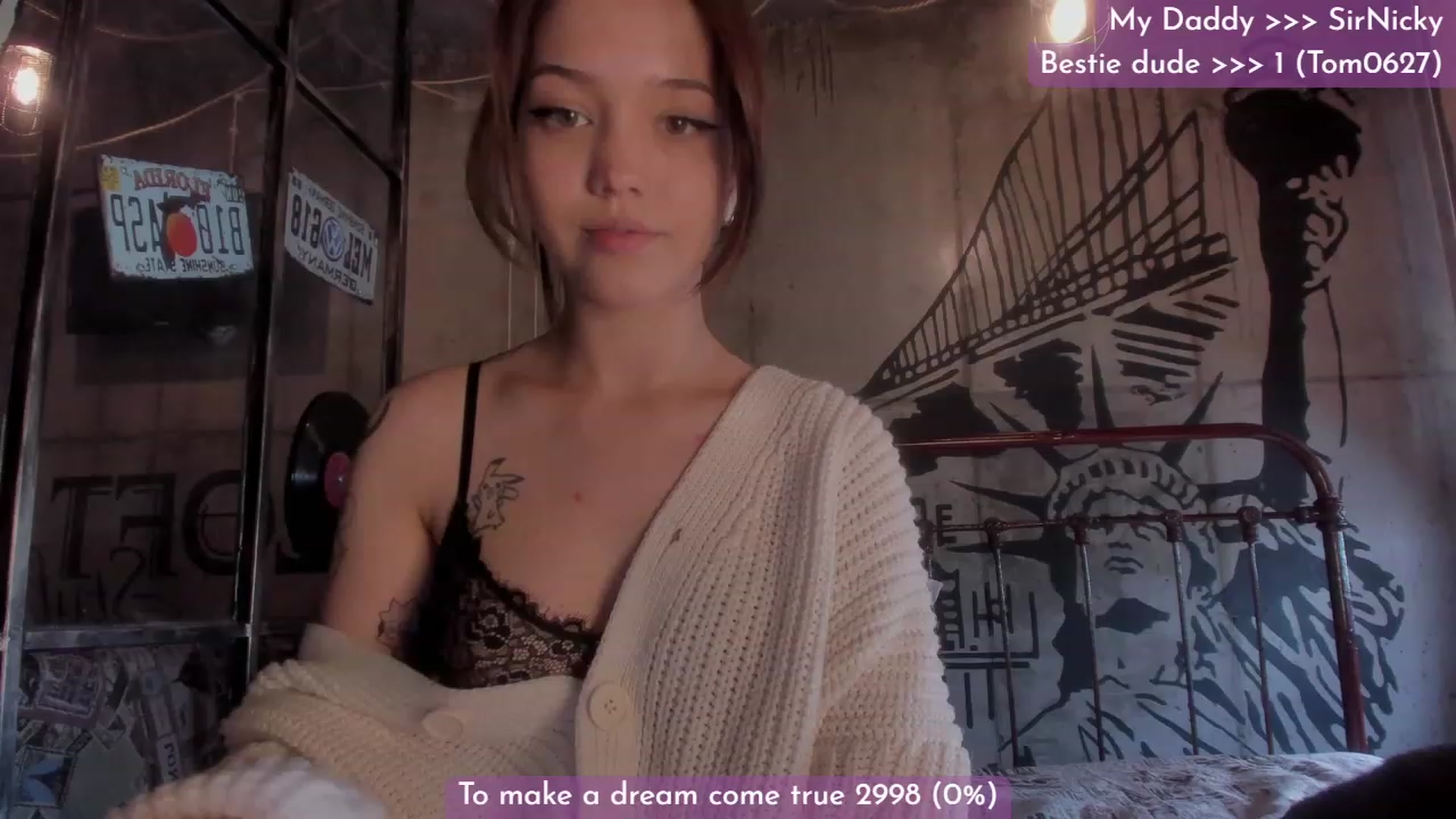 Gallery image thumbnail from Dj_Lilu's myfreecams stream on, 07/21/2023, 05:13 image 1 of 20