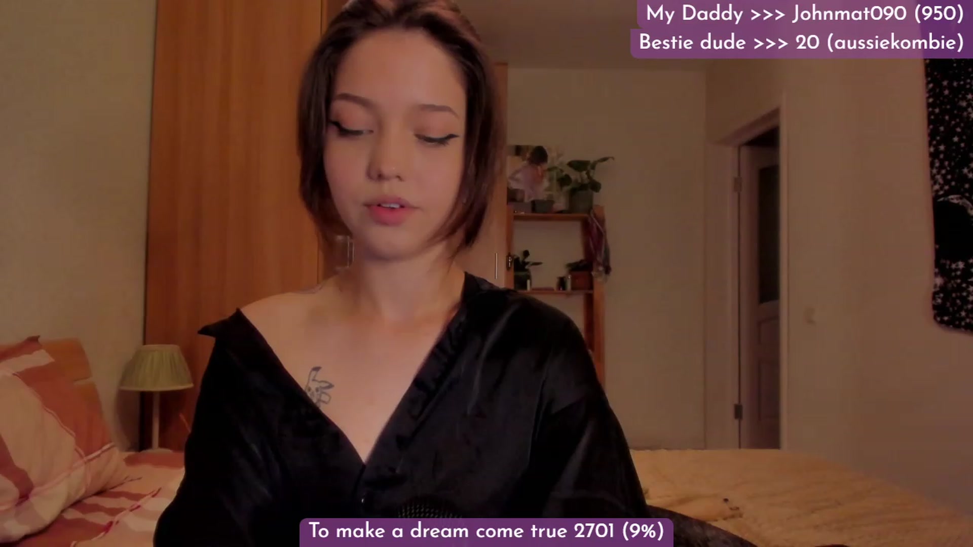 Gallery image thumbnail from Dj_Lilu's myfreecams stream on, 09/18/2023, 07:39 image 19 of 20