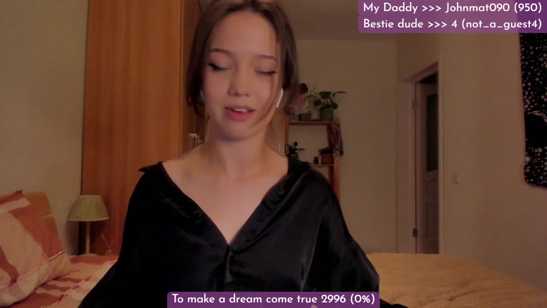 Gallery image thumbnail from Dj_Lilu's myfreecams stream on, 09/18/2023, 07:39 image 3 of 20