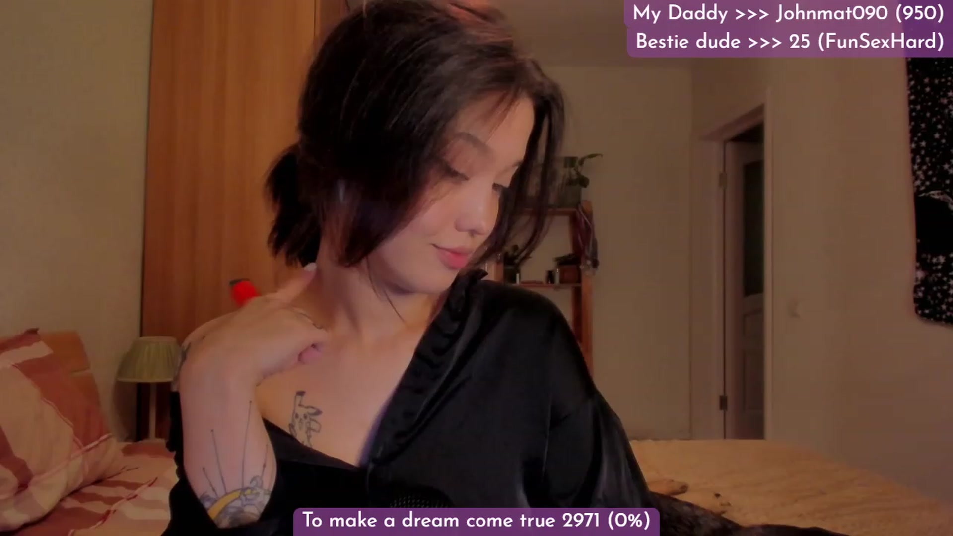 Gallery image thumbnail from Dj_Lilu's myfreecams stream on, 09/18/2023, 07:39 image 13 of 20