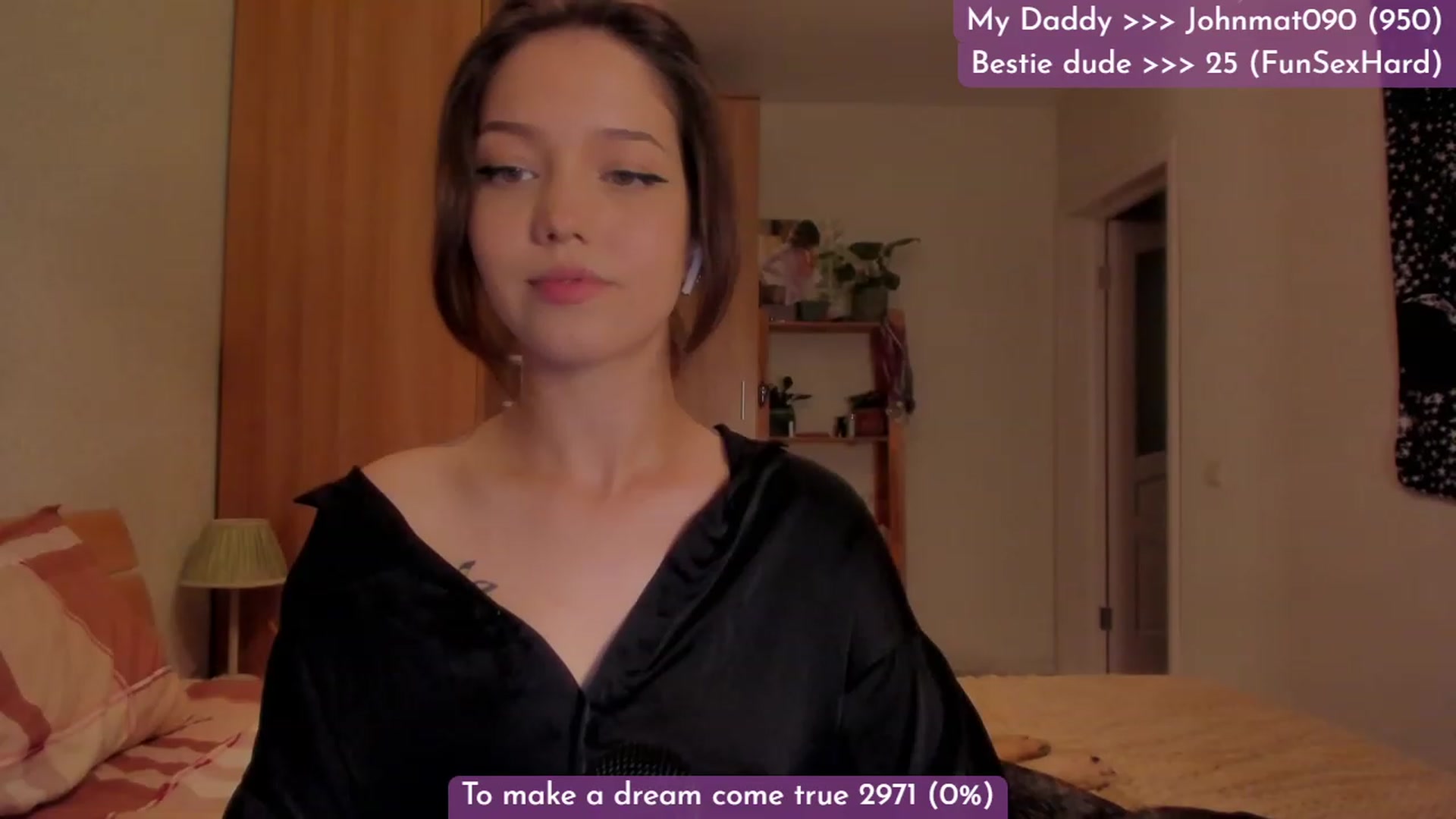 Gallery image thumbnail from Dj_Lilu's myfreecams stream on, 09/18/2023, 07:39 image 14 of 20