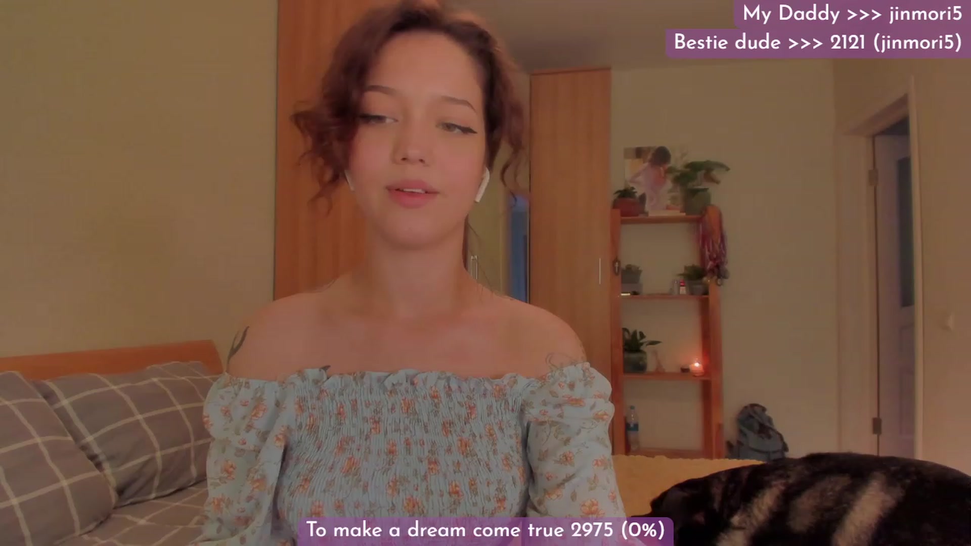 Gallery image thumbnail from Dj_Lilu's myfreecams stream on, 09/29/2023, 06:08 image 14 of 20