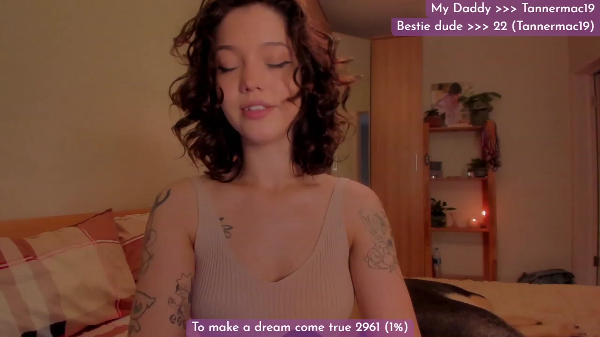 Gallery image thumbnail from Dj_Lilu's myfreecams stream on, 10/04/2023, 04:56 image 11 of 20