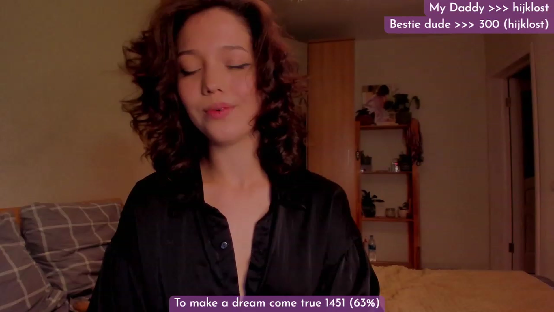 Gallery image thumbnail from Dj_Lilu's myfreecams stream on, 10/16/2023, 08:40 image 1 of 20
