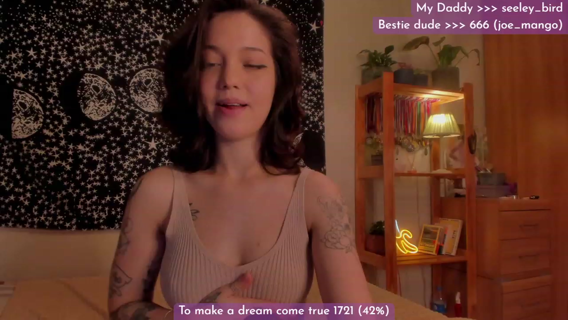 Gallery image thumbnail from Dj_Lilu's myfreecams stream on, 11/22/2023, 06:33 image 19 of 20