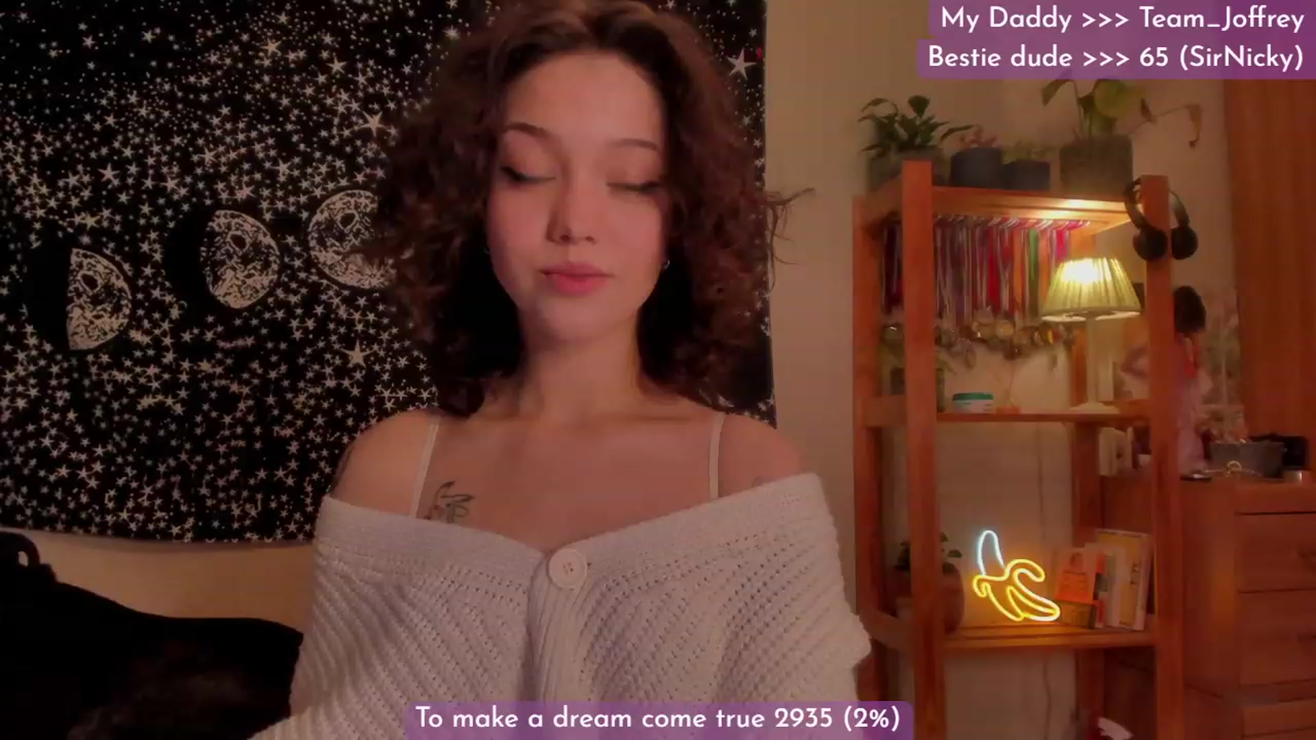 Gallery image thumbnail from Dj_Lilu's myfreecams stream on, 12/15/2023, 10:17 image 2 of 20