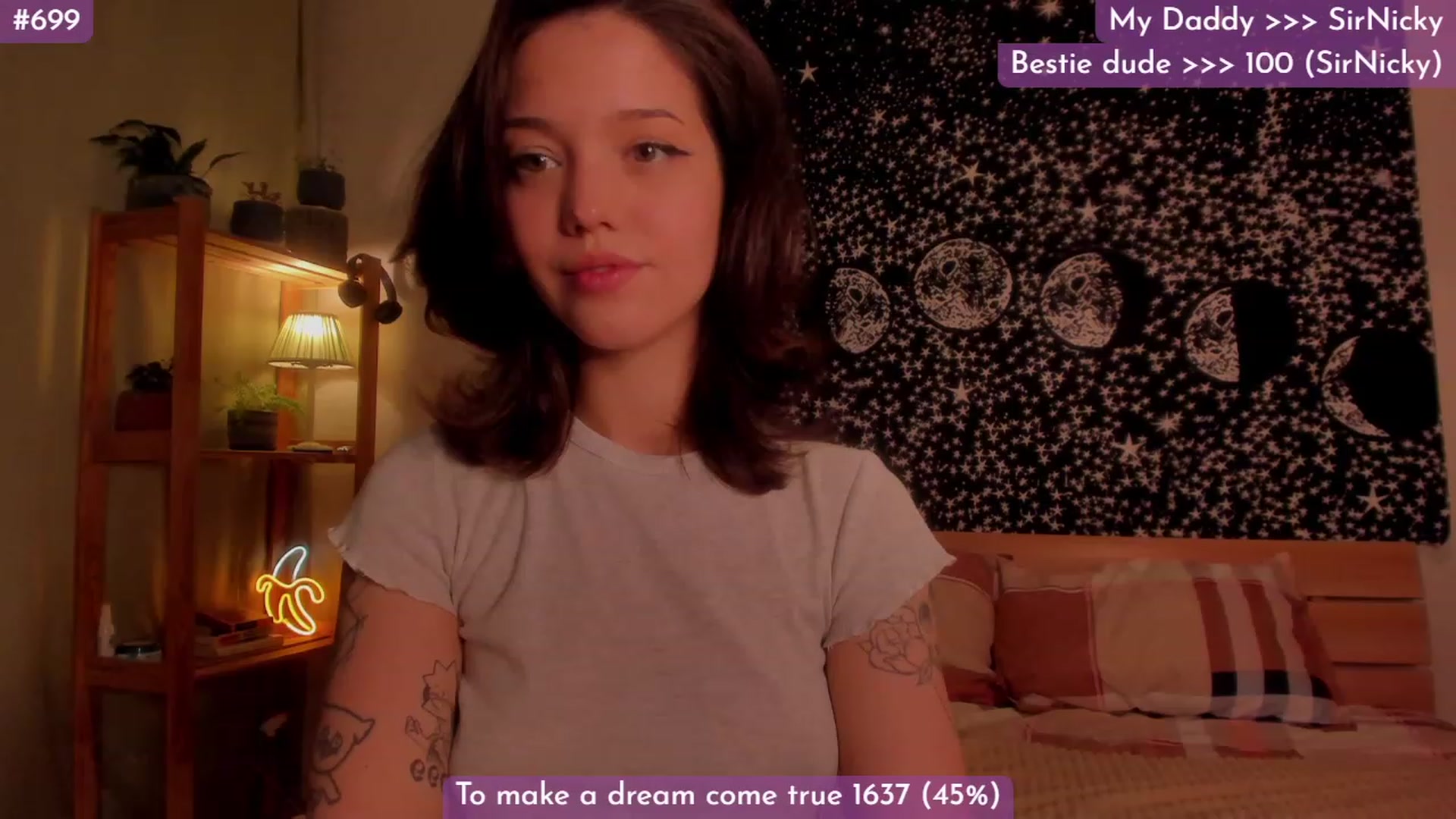 Gallery image thumbnail from Dj_Lilu's myfreecams stream on, 12/18/2023, 14:27 image 2 of 20