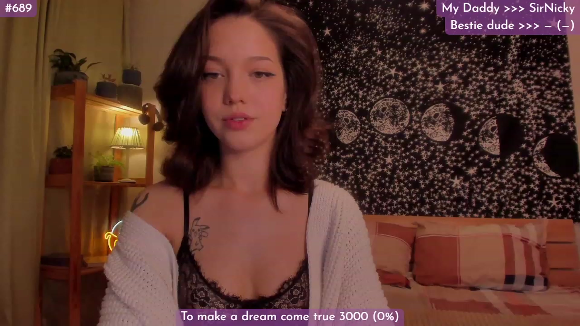 Gallery image thumbnail from Dj_Lilu's myfreecams stream on, 12/19/2023, 09:59 image 1 of 20