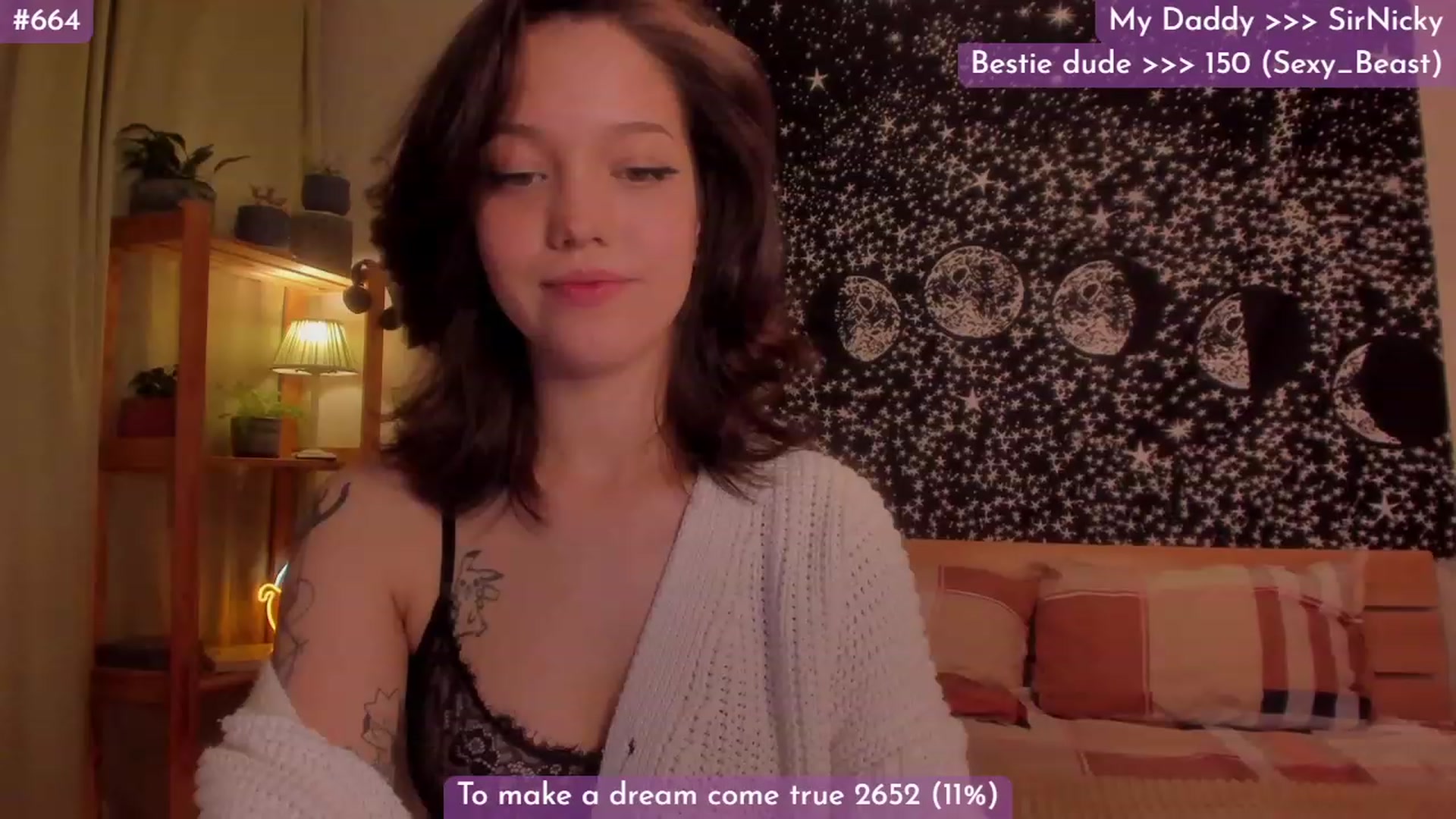 Gallery image thumbnail from Dj_Lilu's myfreecams stream on, 12/19/2023, 10:55 image 10 of 20