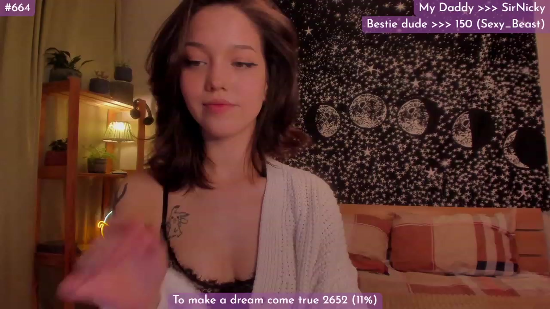 Gallery image thumbnail from Dj_Lilu's myfreecams stream on, 12/19/2023, 10:55 image 7 of 20