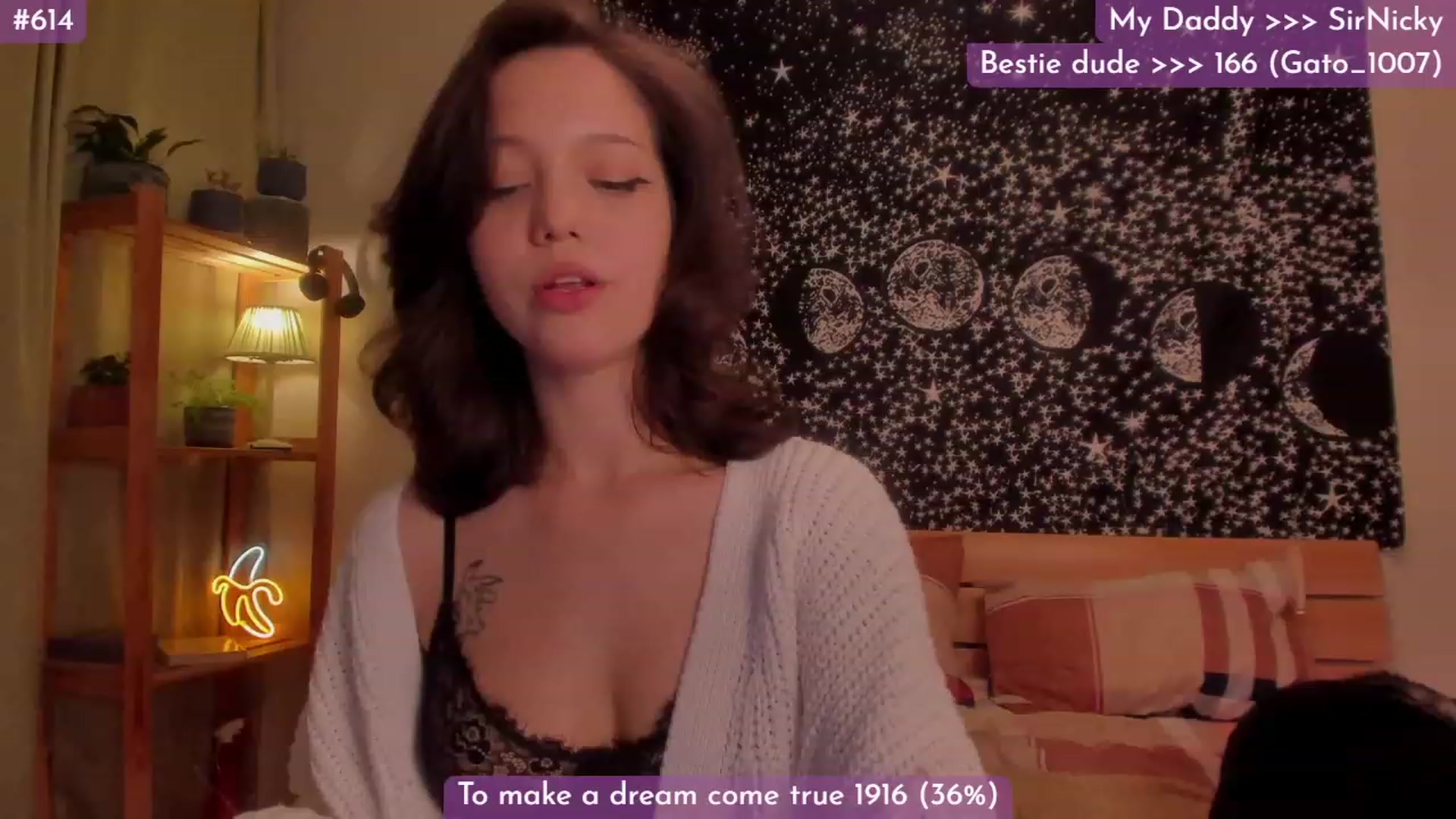 Gallery image thumbnail from Dj_Lilu's myfreecams stream on, 12/19/2023, 13:11 image 4 of 20