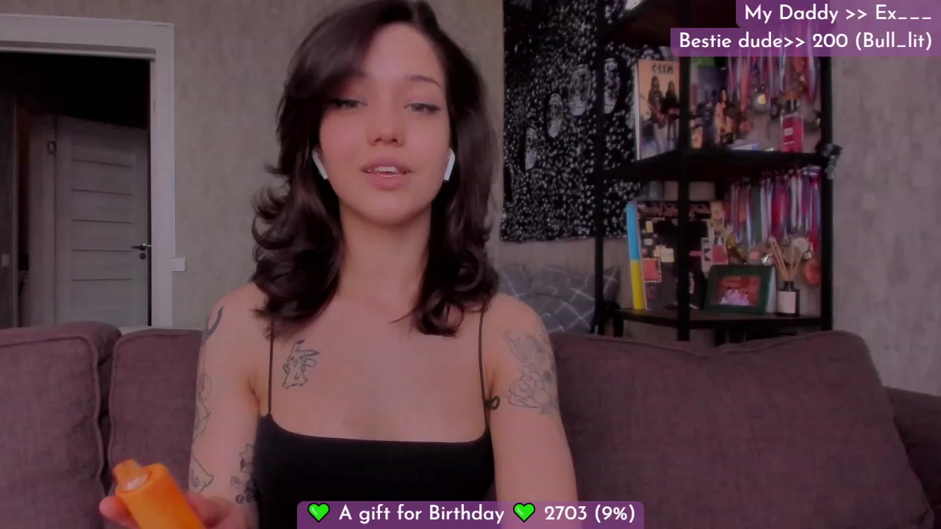 Gallery image thumbnail from Dj_Lilu's myfreecams stream on, 02/26/2024, 07:21 image 6 of 20
