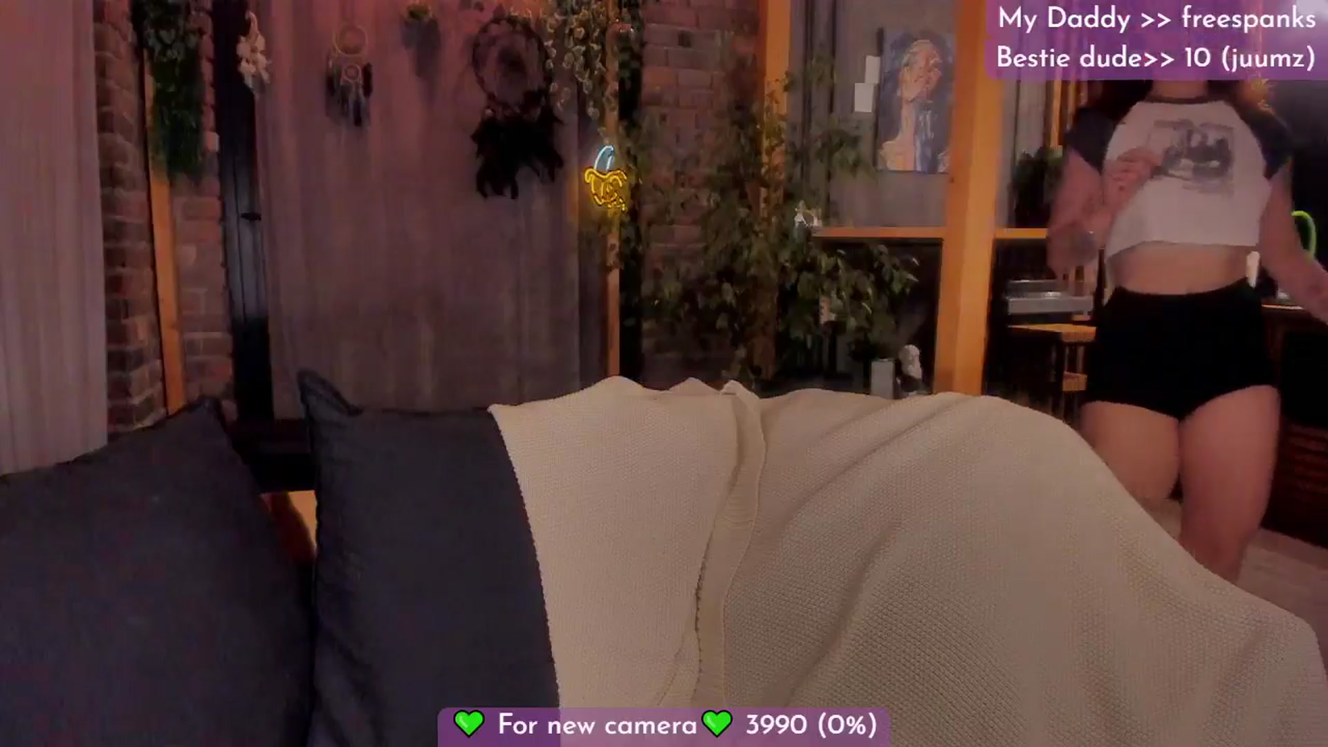 Gallery image thumbnail from Dj_Lilu's myfreecams stream on, 10/08/2024, 17:48 image 6 of 20