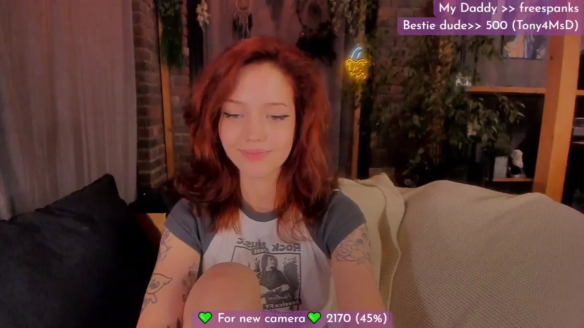 Gallery image thumbnail from Dj_Lilu's myfreecams stream on, 10/08/2024, 21:06 image 3 of 20