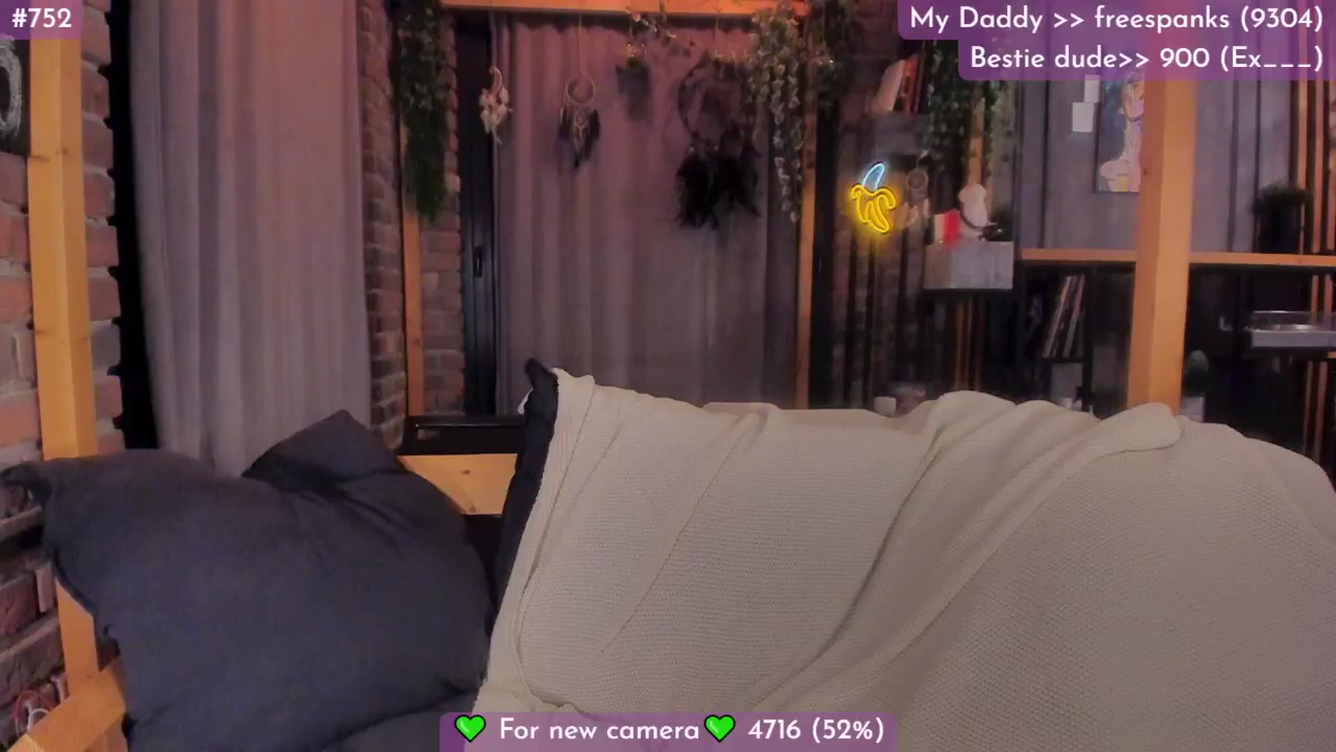 Gallery image thumbnail from Dj_Lilu's myfreecams stream on, 10/15/2024, 21:12 image 10 of 20