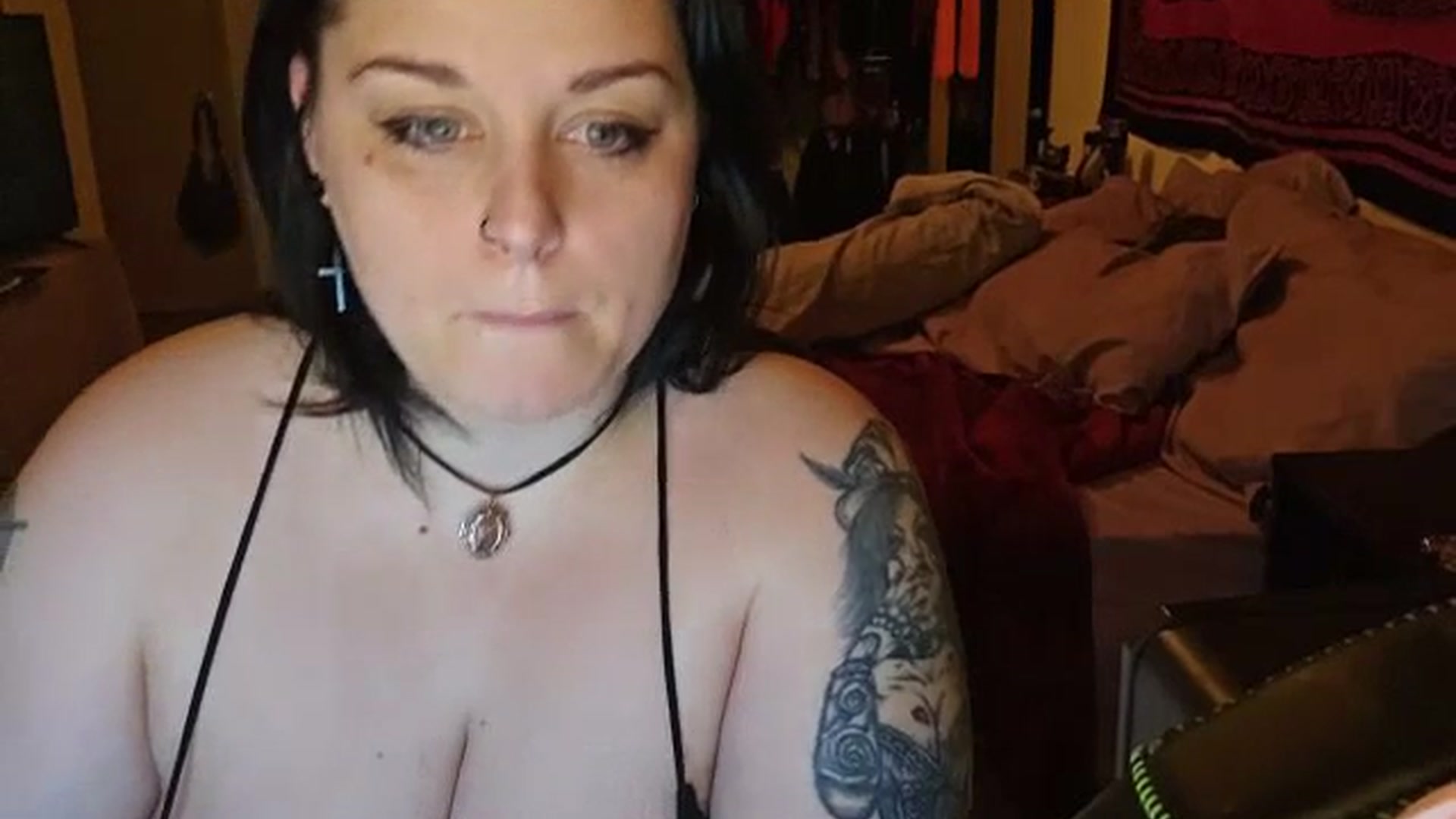 Gallery image thumbnail from Djdiddlez92's myfreecams stream on, 03/03/2024, 11:28 image 10 of 20