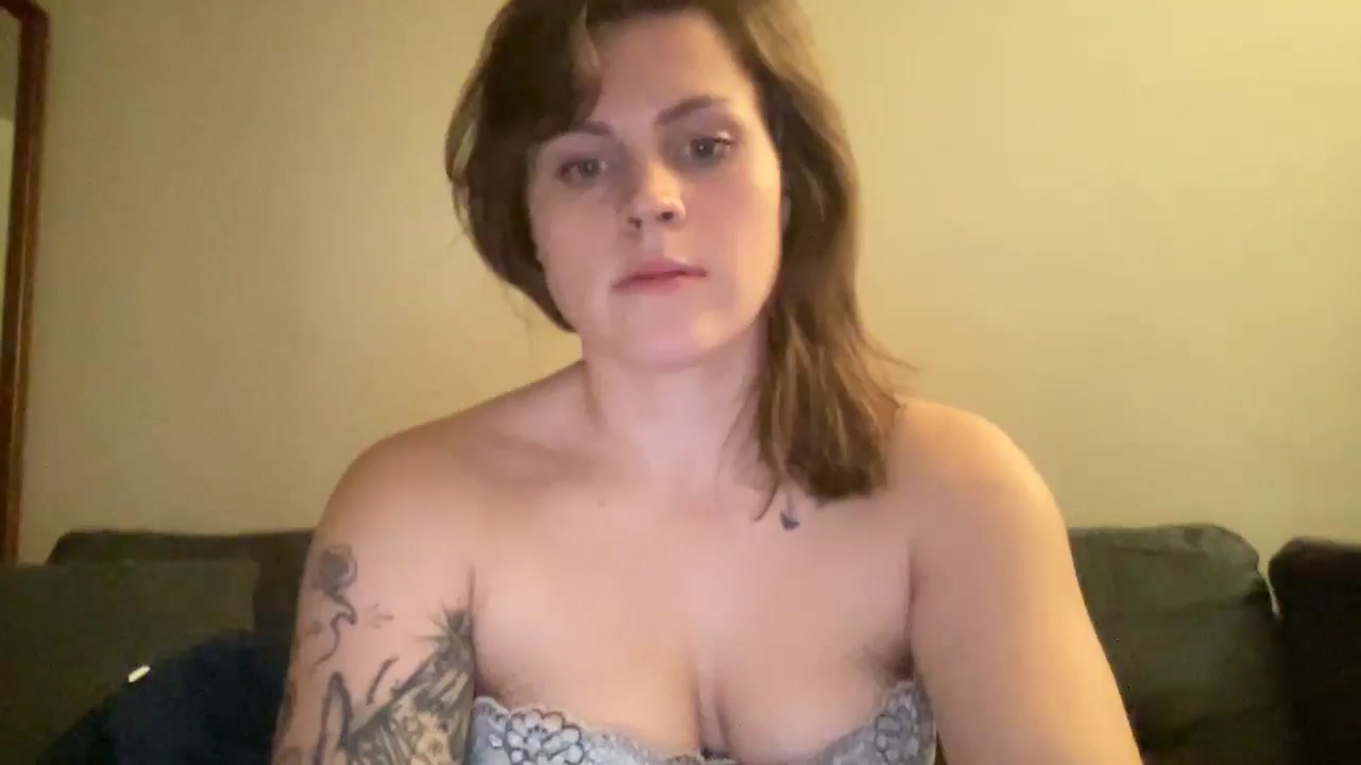 Gallery image thumbnail from Djwetdream's myfreecams stream on, 02/14/2025, 12:45 image 9 of 20