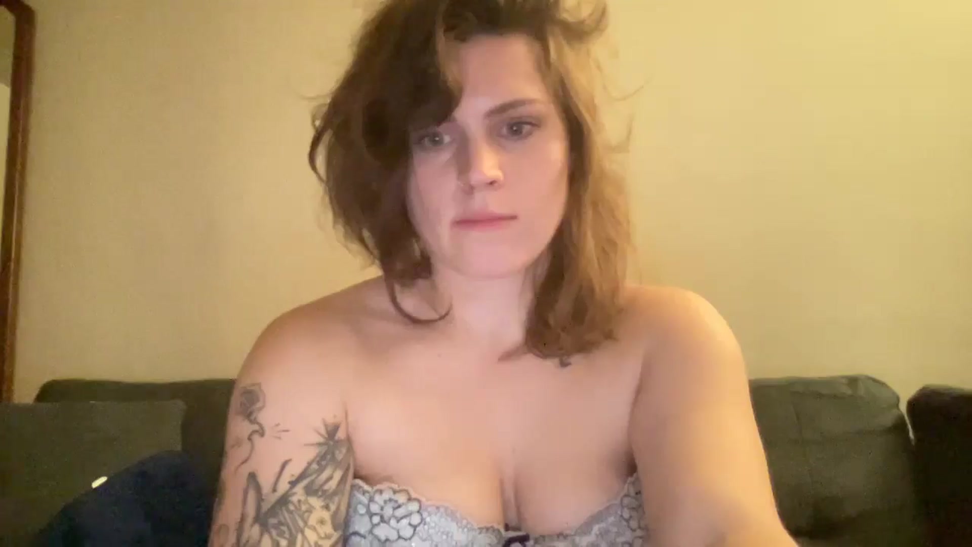 Gallery image thumbnail from Djwetdream's myfreecams stream on, 02/14/2025, 12:45 image 8 of 20