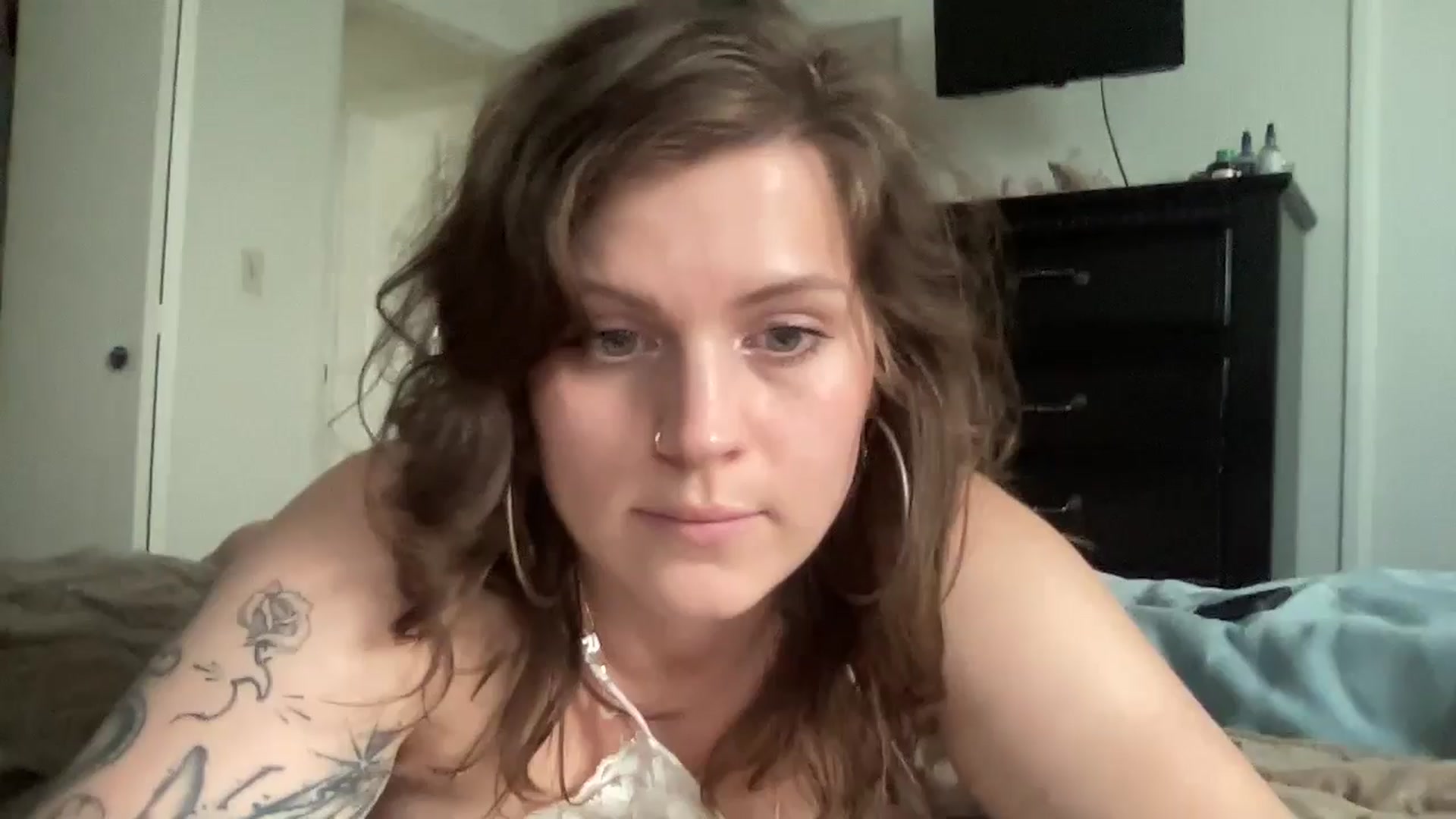 Gallery image thumbnail from Djwetdream's myfreecams stream on, 05/12/2025, 24:31 image 3 of 20