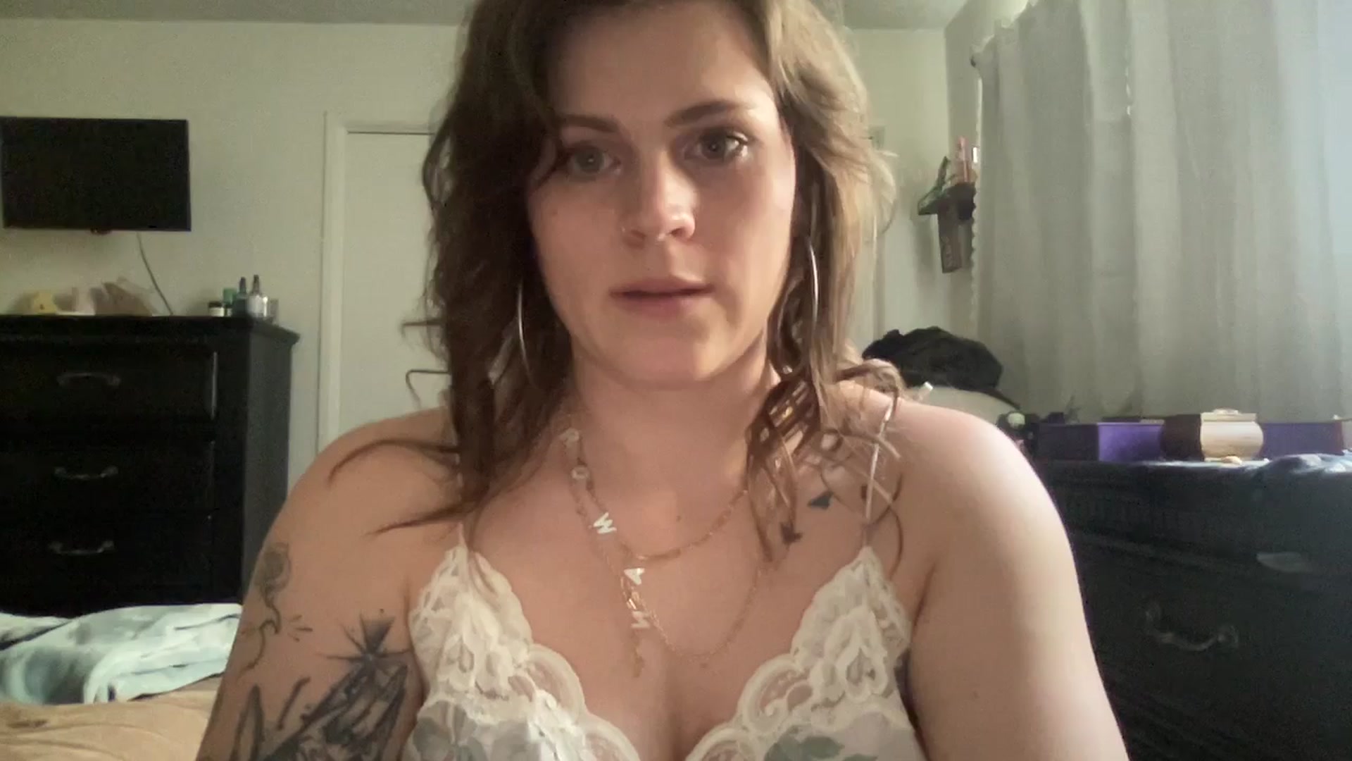 Gallery image thumbnail from Djwetdream's myfreecams stream on, 05/12/2025, 24:31 image 20 of 20