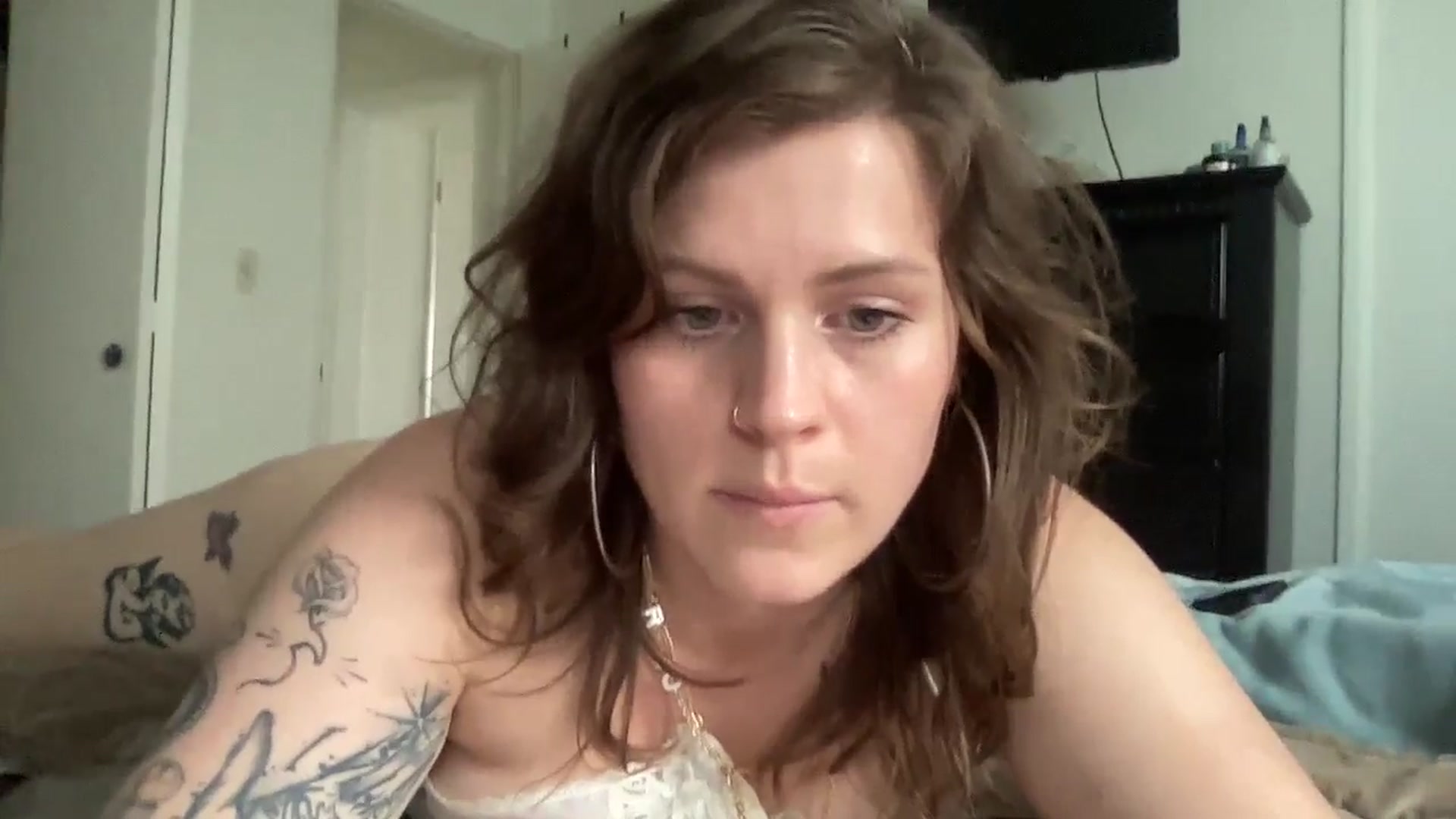 Gallery image thumbnail from Djwetdream's myfreecams stream on, 05/12/2025, 24:31 image 2 of 20