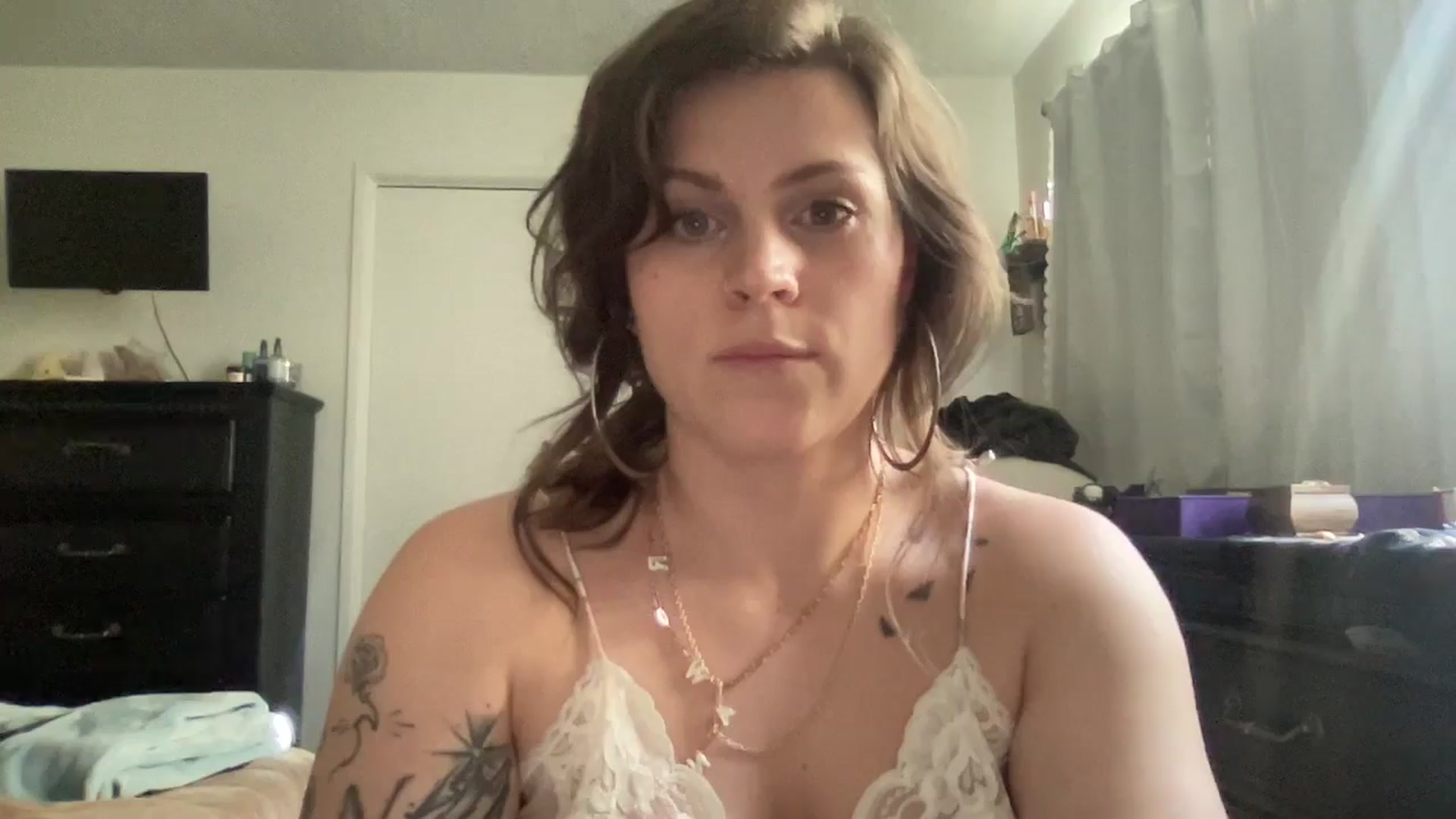 Gallery image thumbnail from Djwetdream's myfreecams stream on, 05/12/2025, 24:31 image 6 of 20