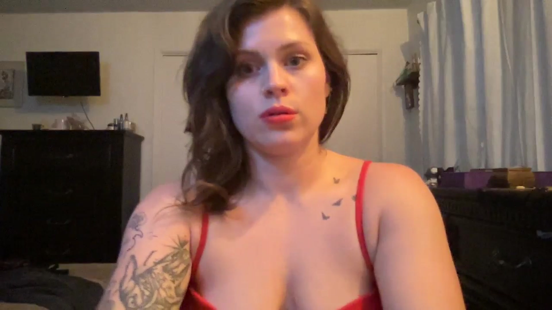 Gallery image thumbnail from Djwetdream's myfreecams stream on, 05/12/2025, 11:13 image 2 of 20