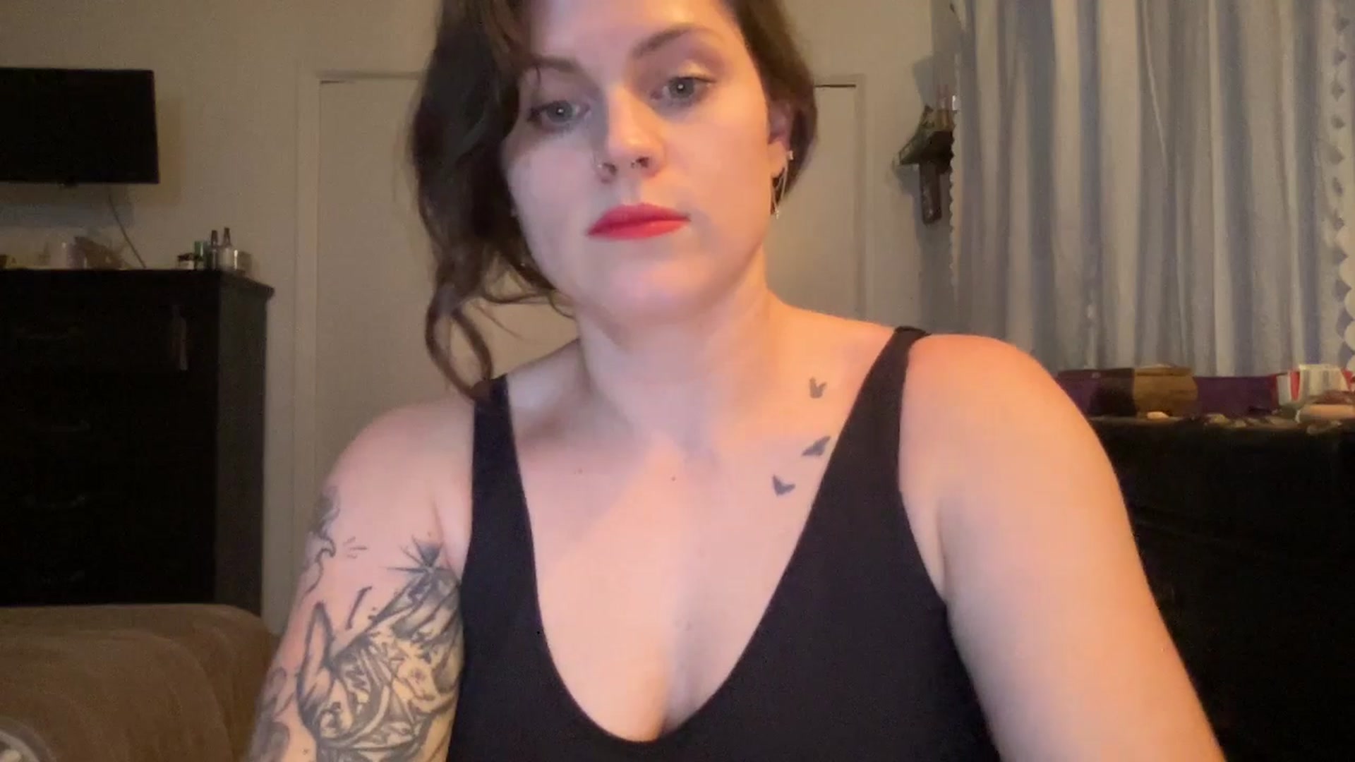 Gallery image thumbnail from Djwetdream's myfreecams stream on, 05/12/2025, 13:31 image 15 of 20