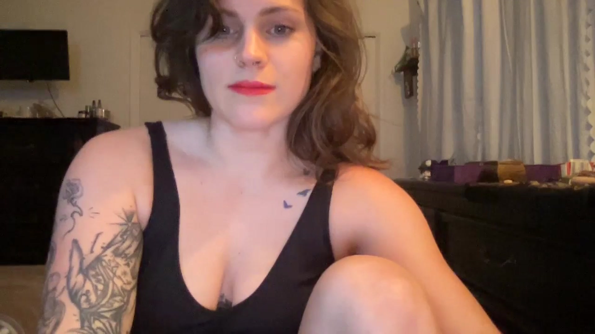 Gallery image thumbnail from Djwetdream's myfreecams stream on, 05/12/2025, 13:31 image 10 of 20