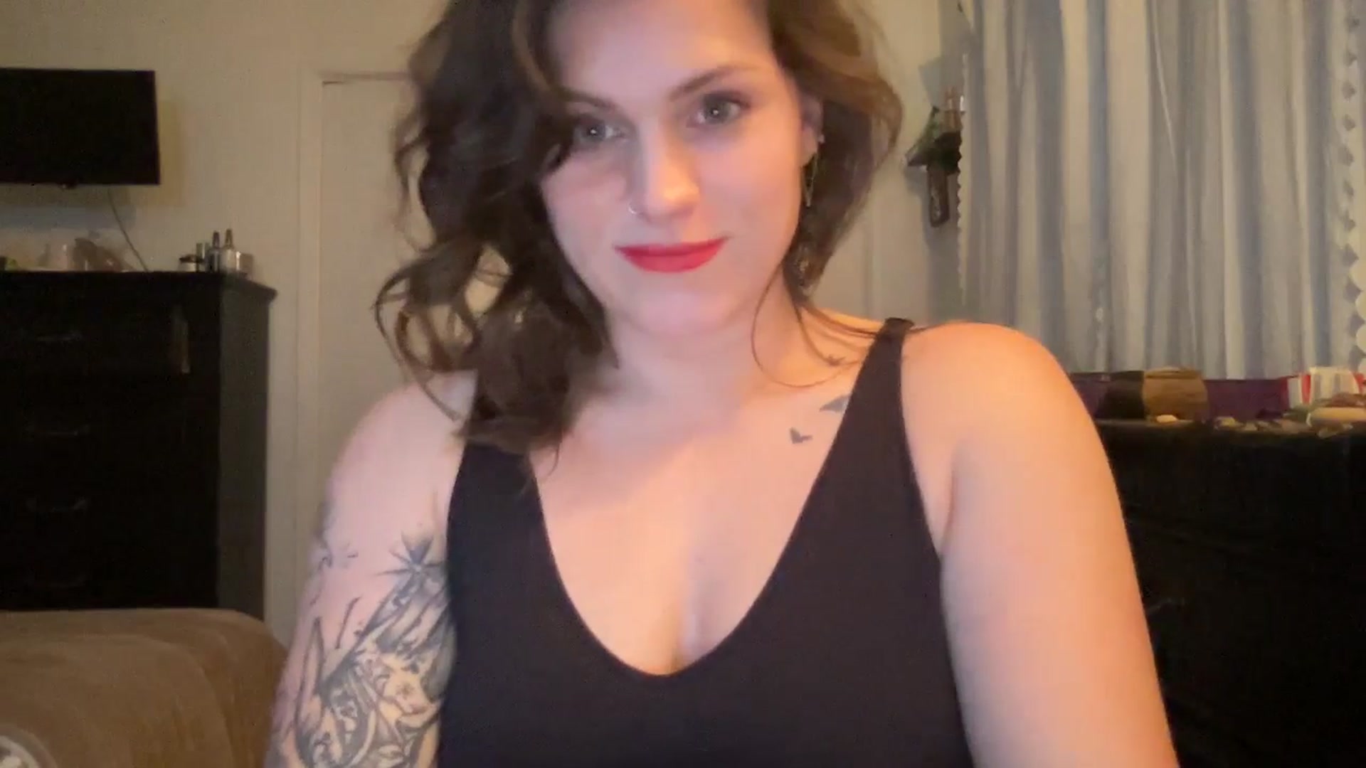 Gallery image thumbnail from Djwetdream's myfreecams stream on, 05/12/2025, 13:31 image 12 of 20