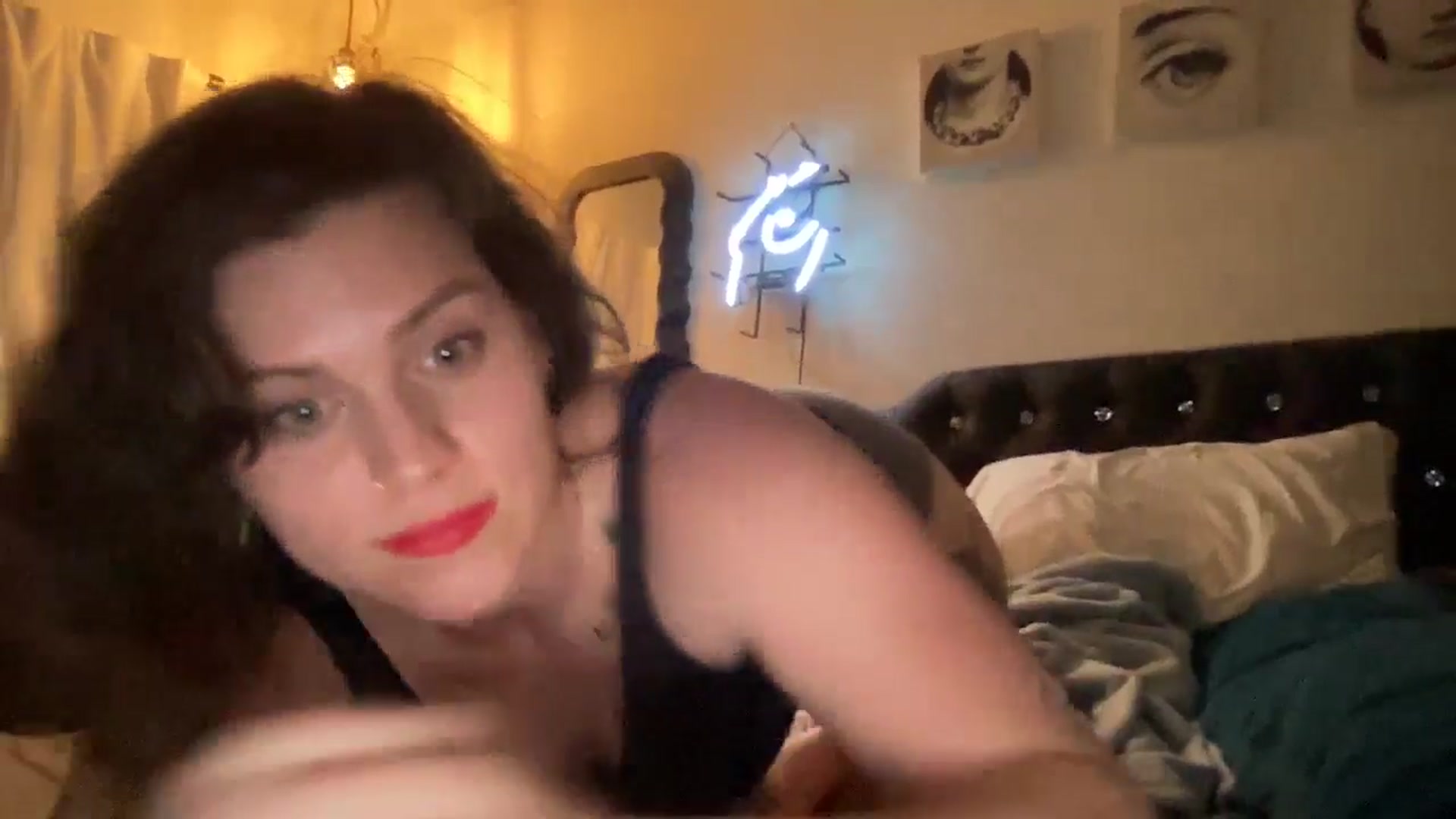 Gallery image thumbnail from Djwetdream's myfreecams stream on, 05/12/2025, 13:31 image 3 of 20