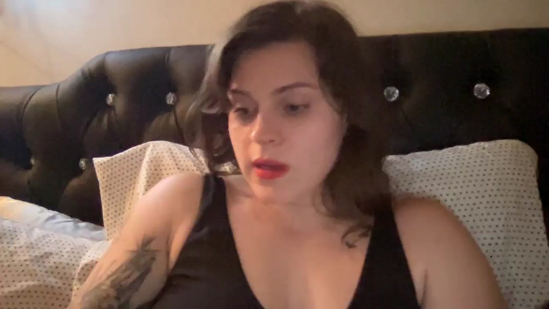 Gallery image thumbnail from Djwetdream's myfreecams stream on, 05/12/2025, 13:31 image 1 of 20