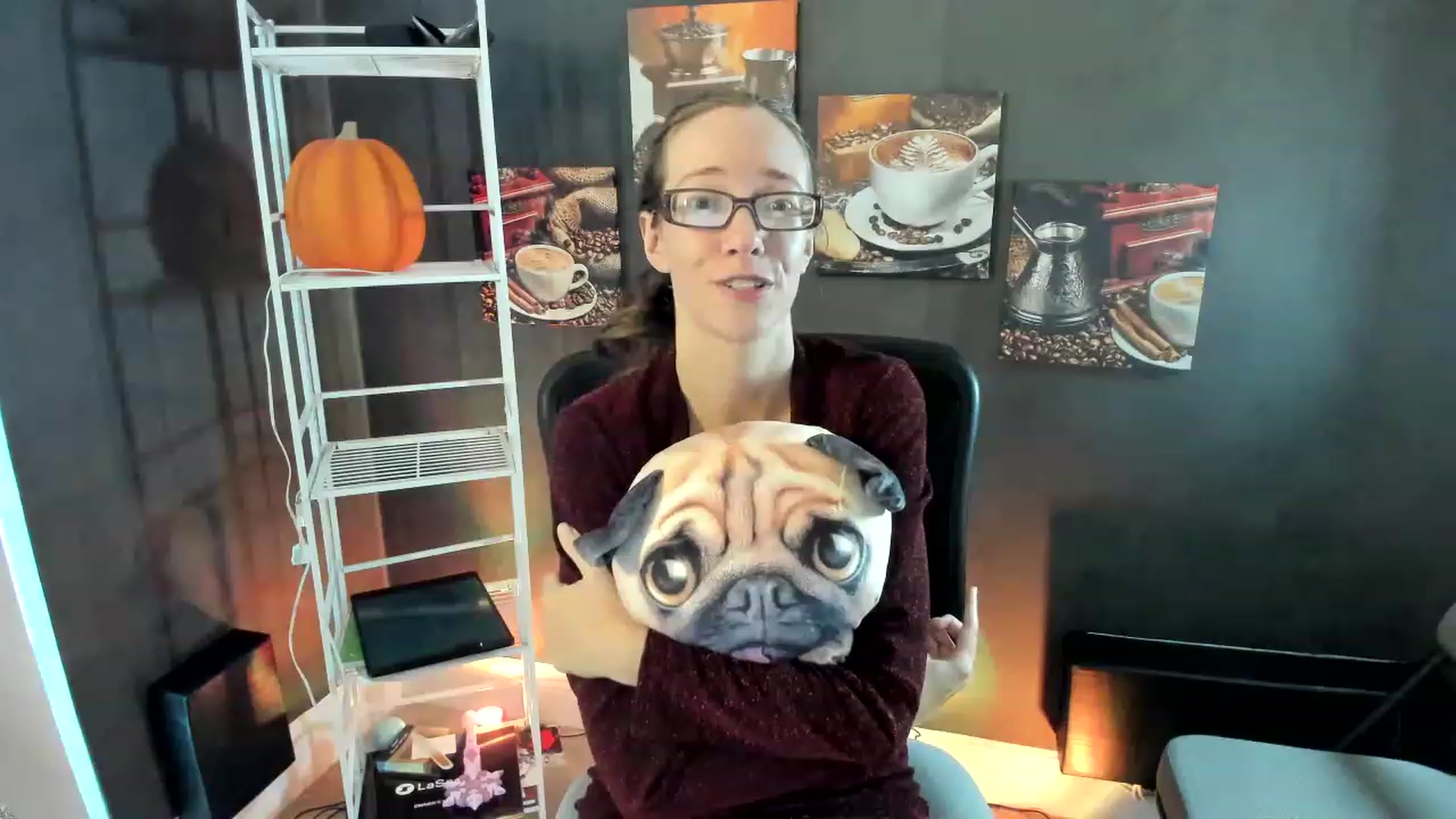 Gallery image thumbnail from DocDropBear's myfreecams stream on, 11/15/2022, 16:04 image 13 of 20